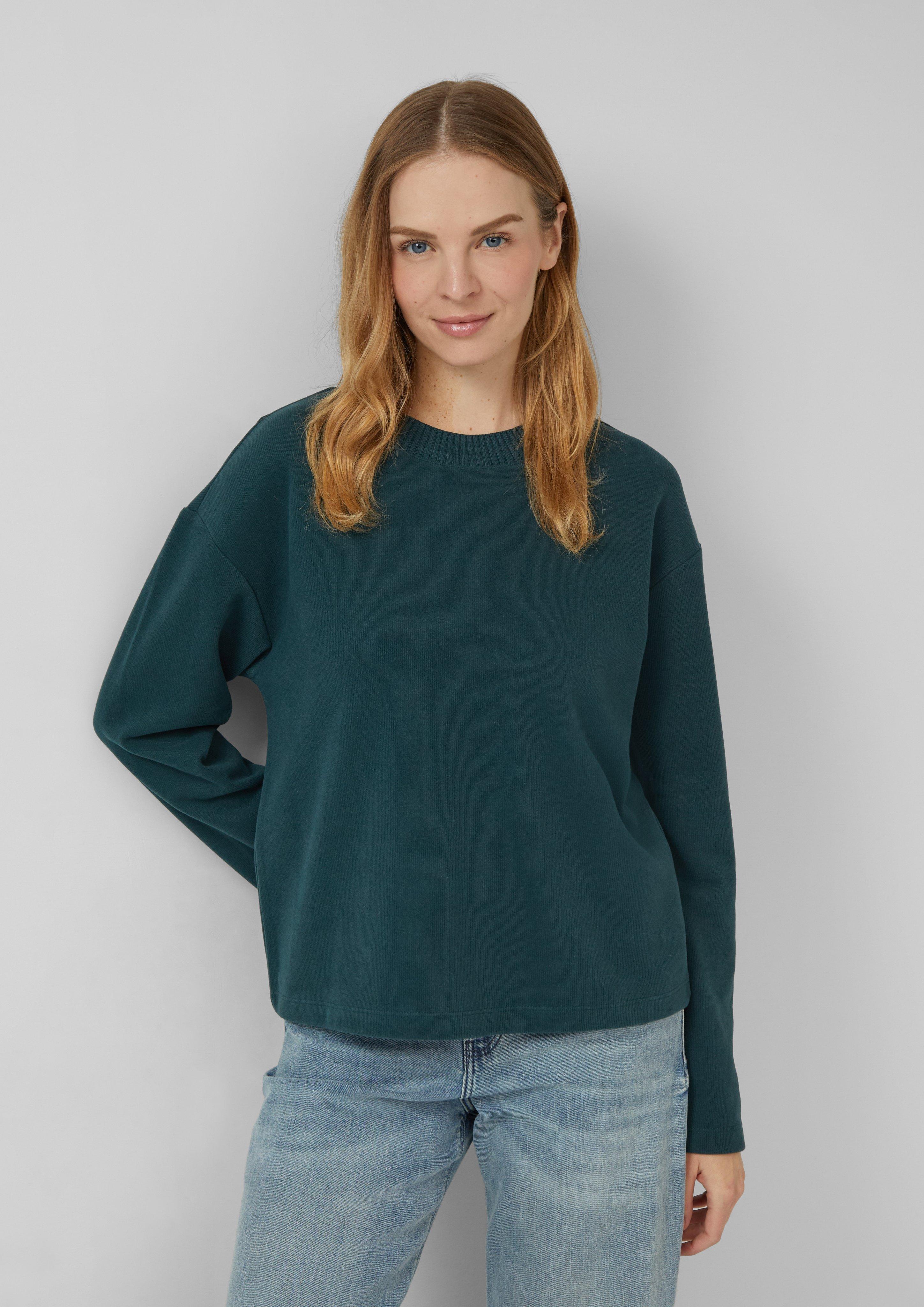 Sweatshirt in 6933, 3902, 5141, 97W3 & 0210