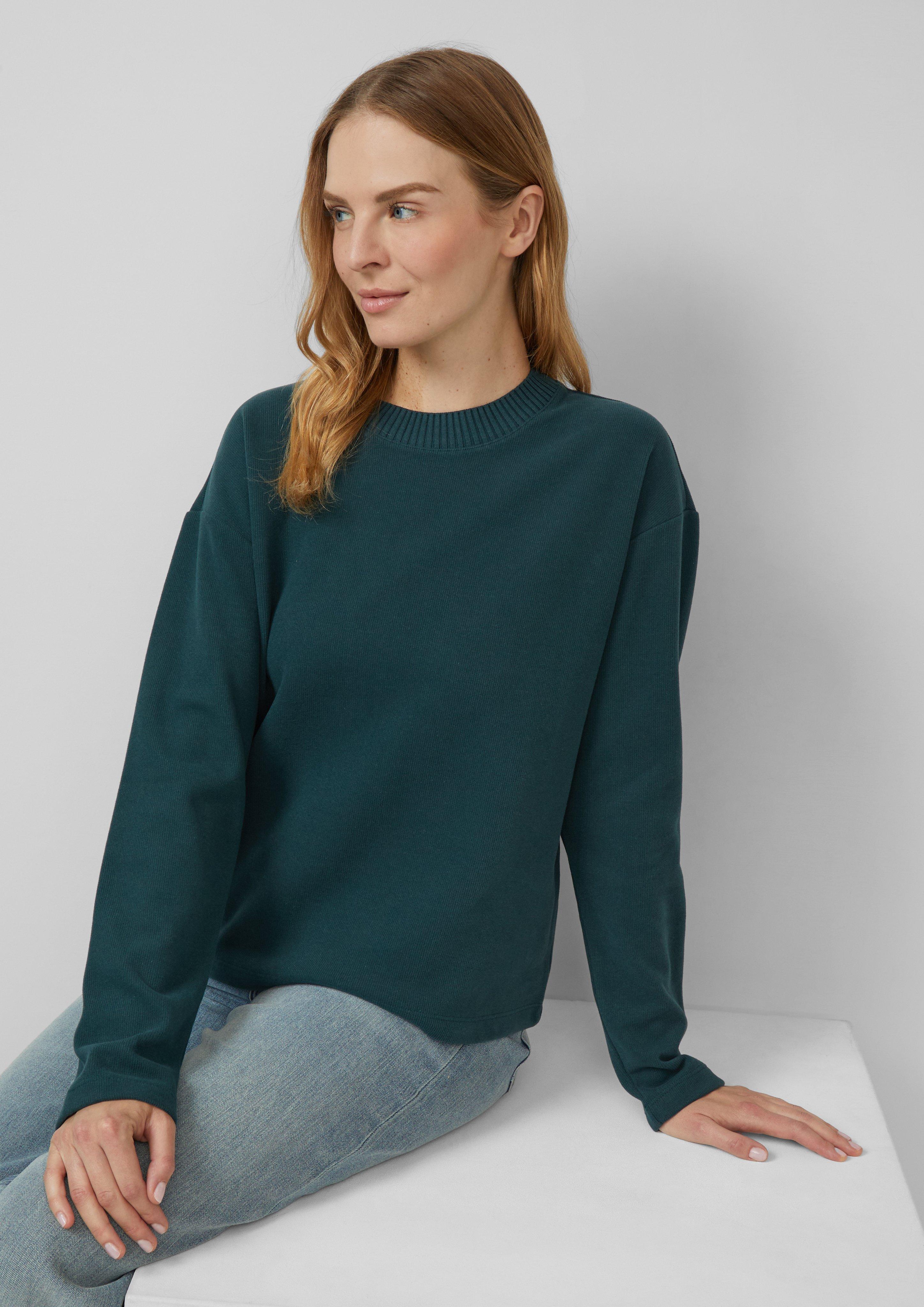 Sweatshirt in 6933, 3902, 5141, 97W3 &amp; 0210