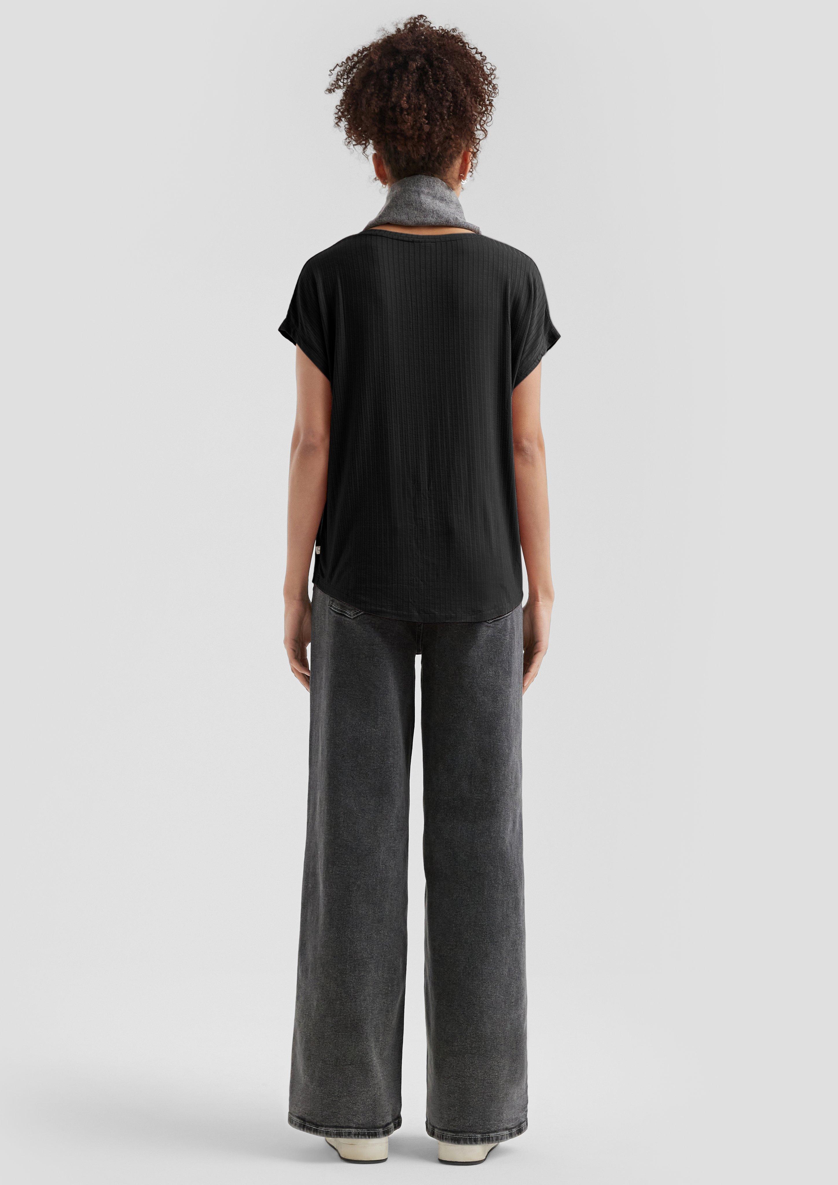 T-Shirt in 9999, 7803 & 4418