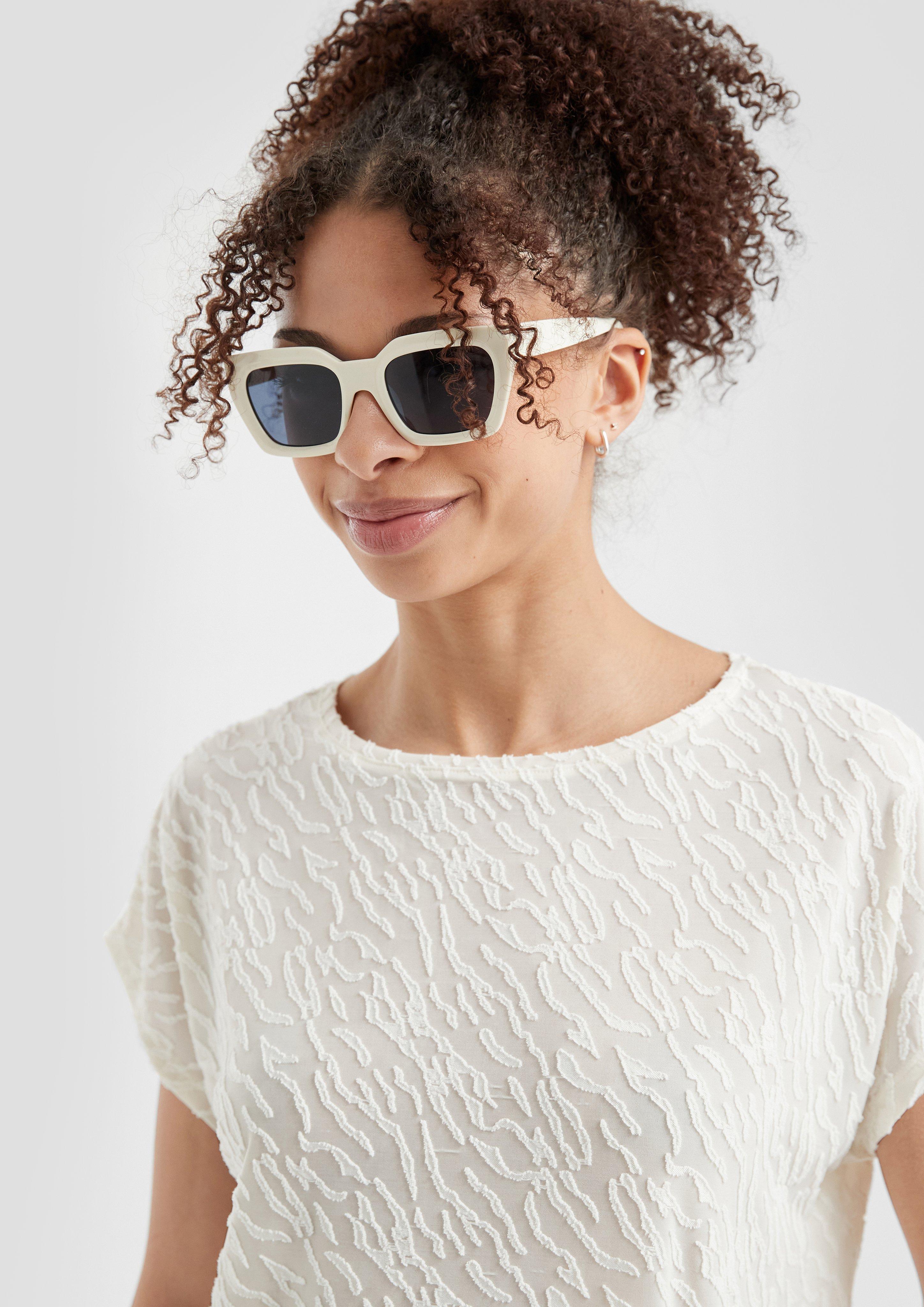 T-Shirt in 0200 & 9999