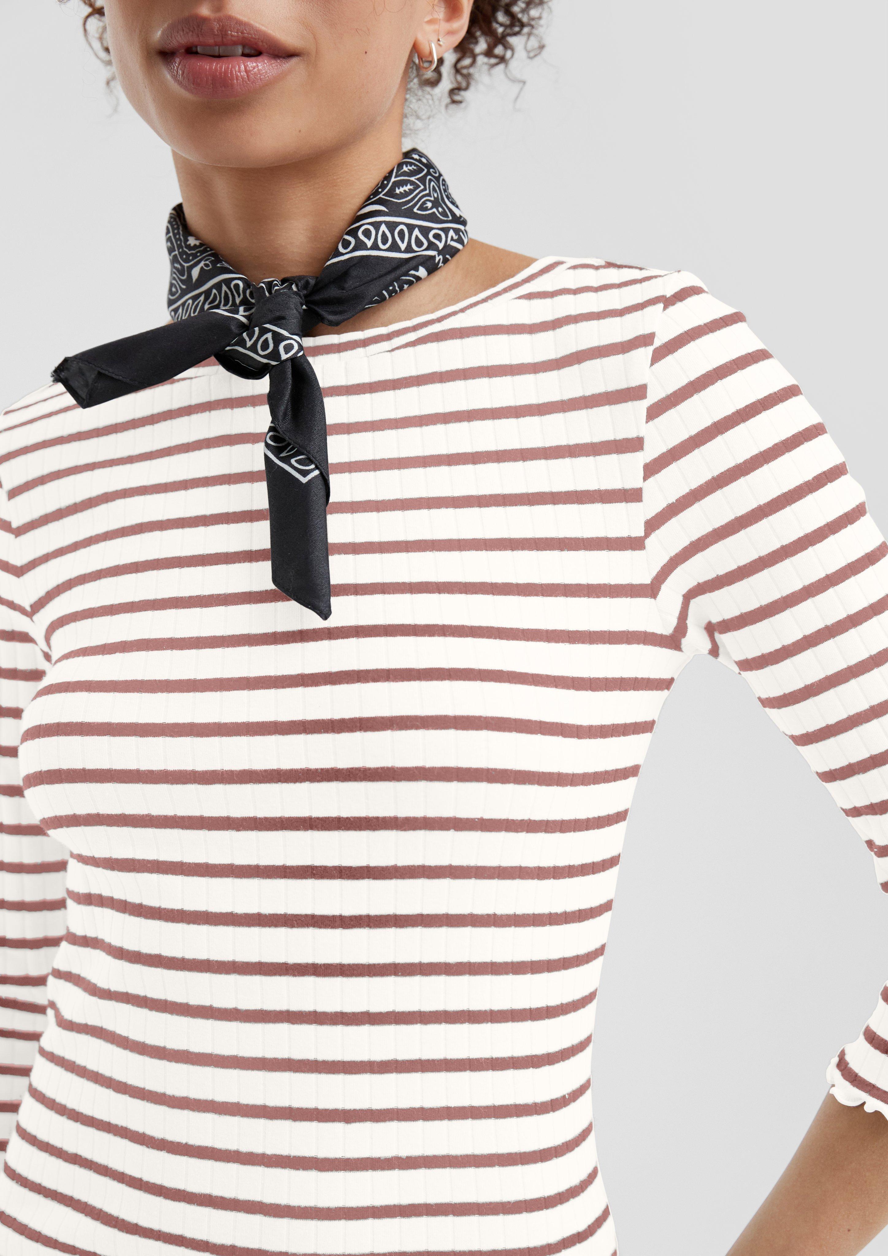 T-shirt in 44G0, 78G0 & 99G0