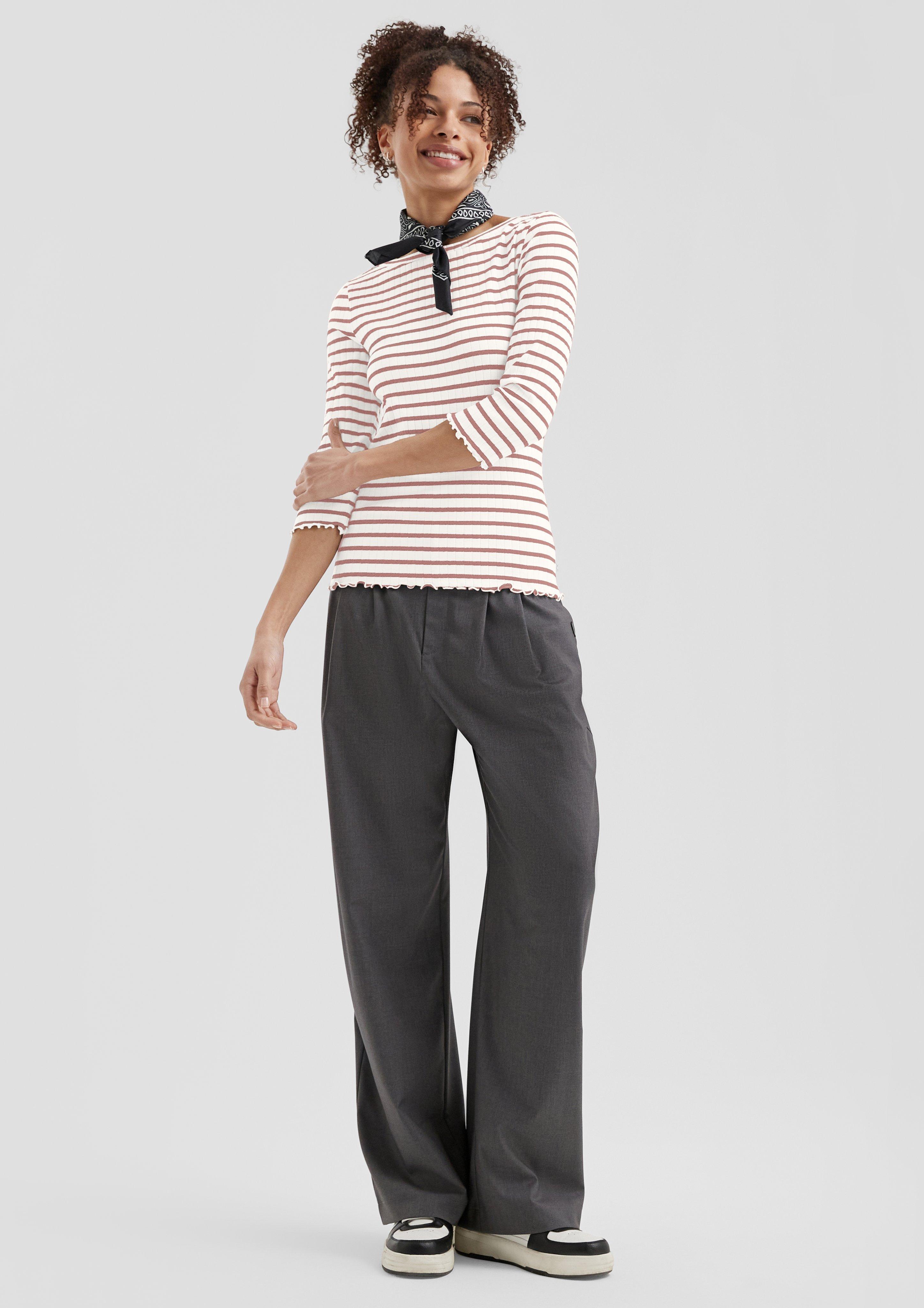 T-shirt in 44G0, 78G0 & 99G0