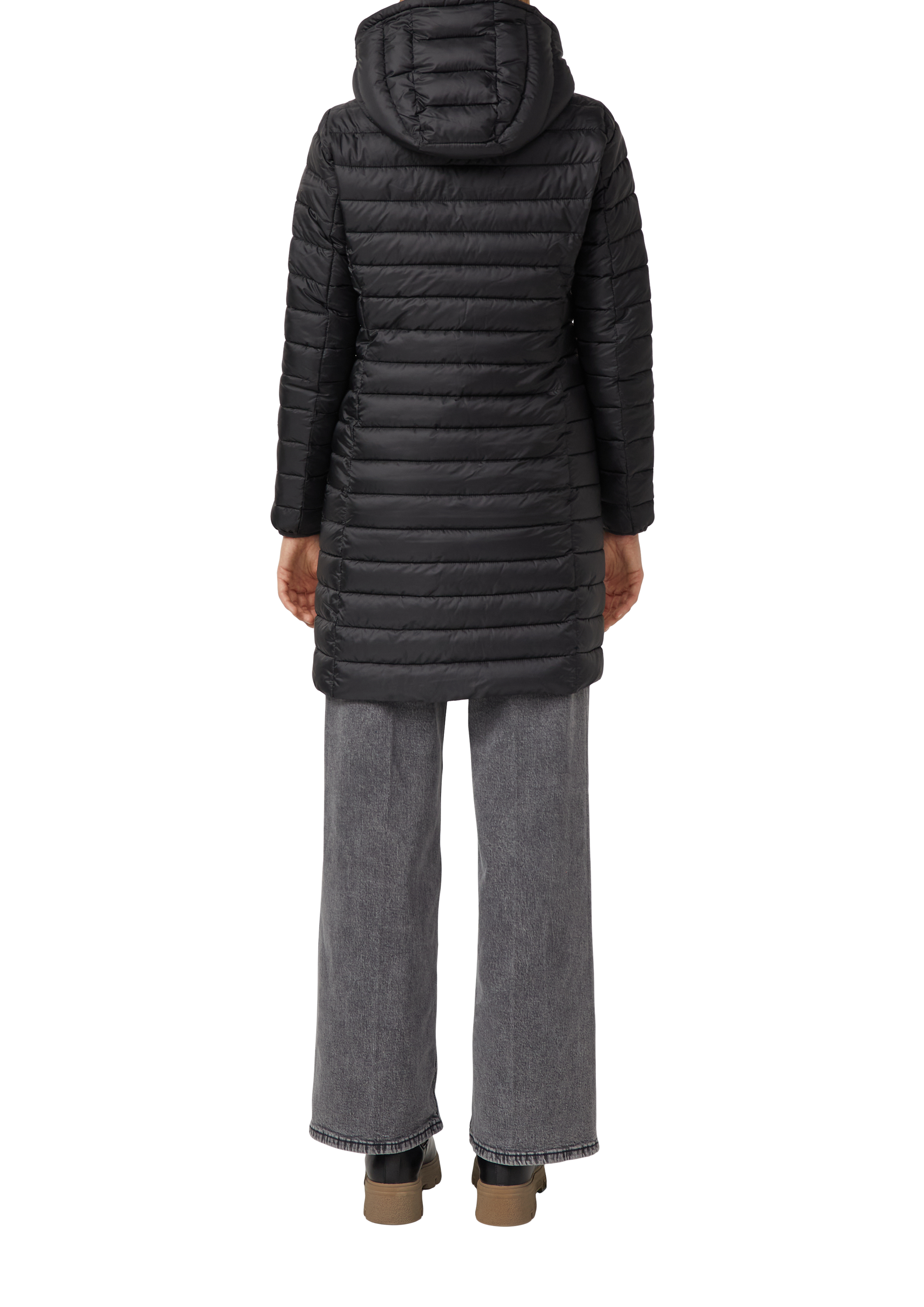 Thumbnail - Outdoor-Mantel