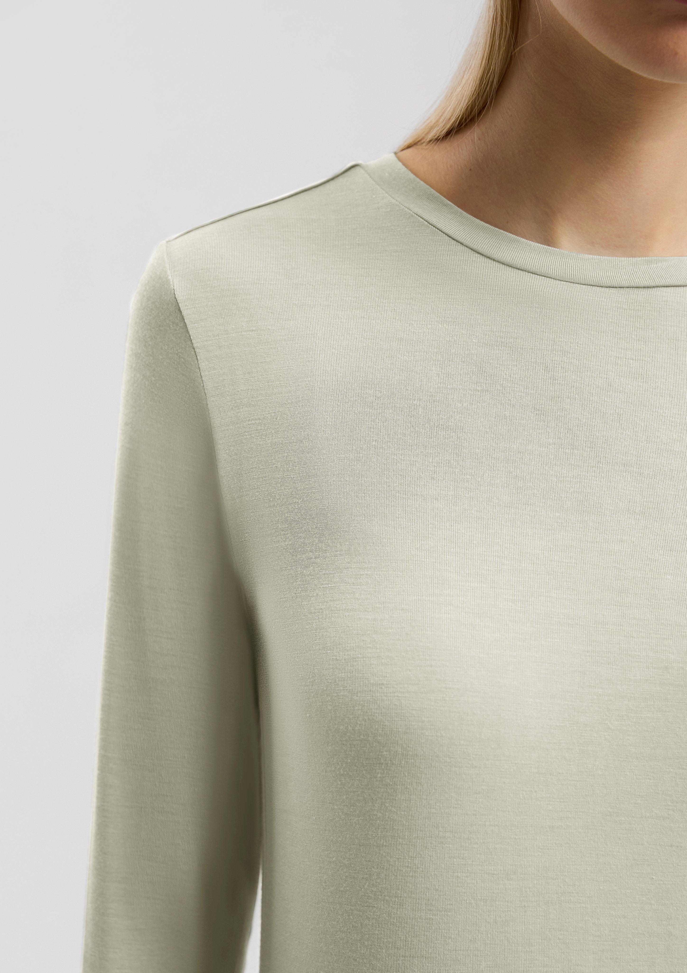 T-Shirt in 0200, 6215, 3900 & 9999