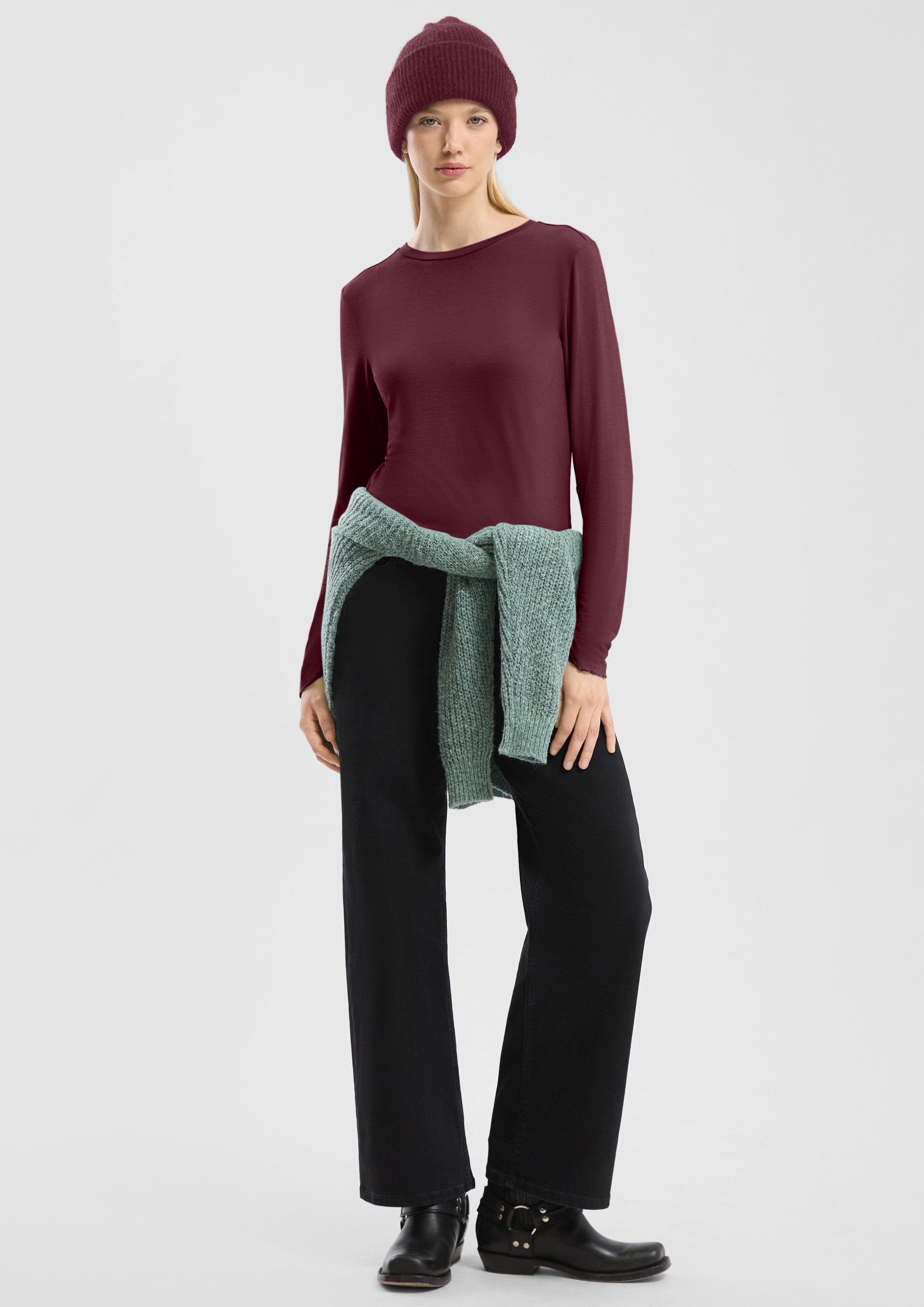 T-Shirt in 3900, 0200, 6215 & 9999