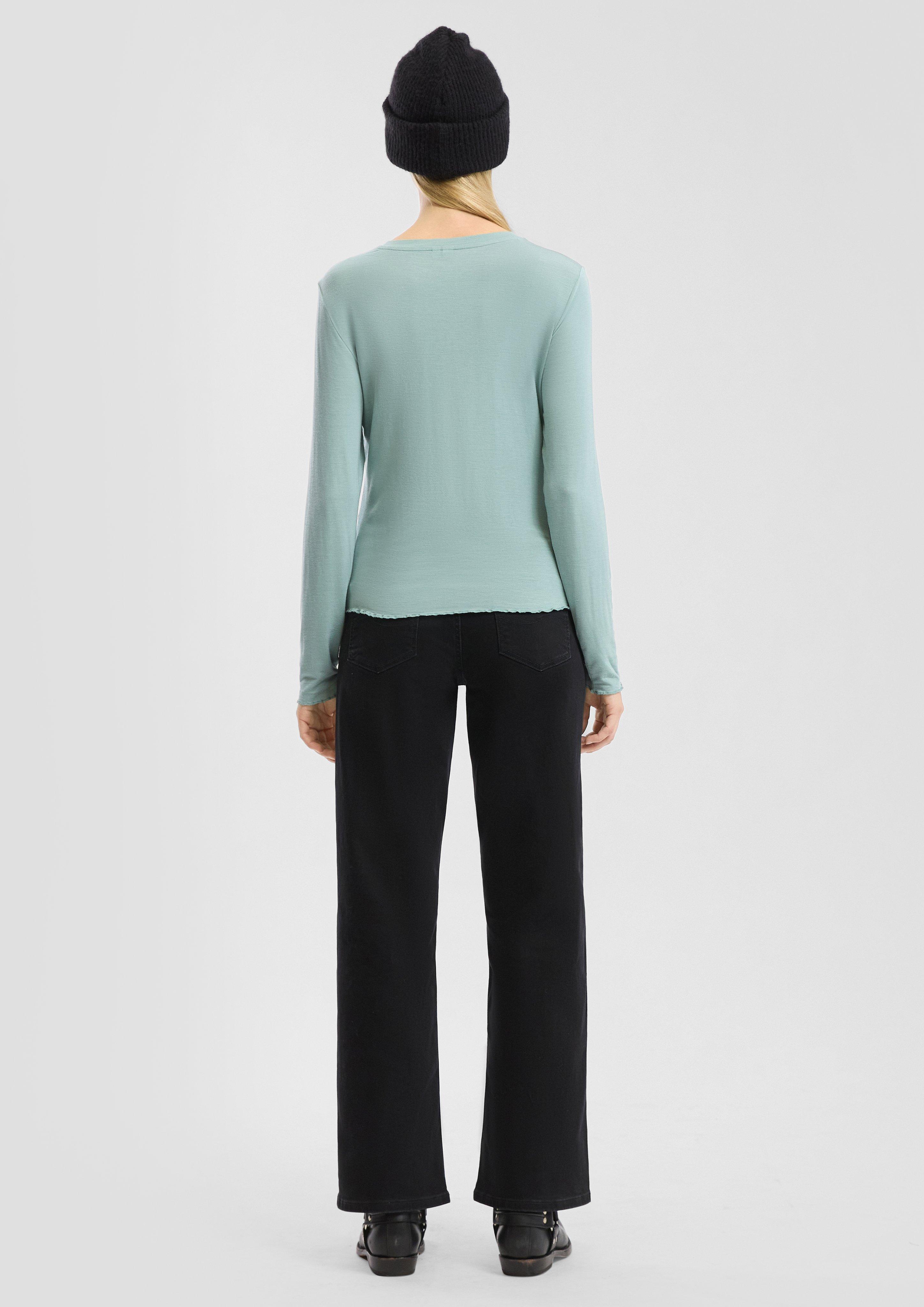 T-Shirt in 6215, 0200, 3900 & 9999