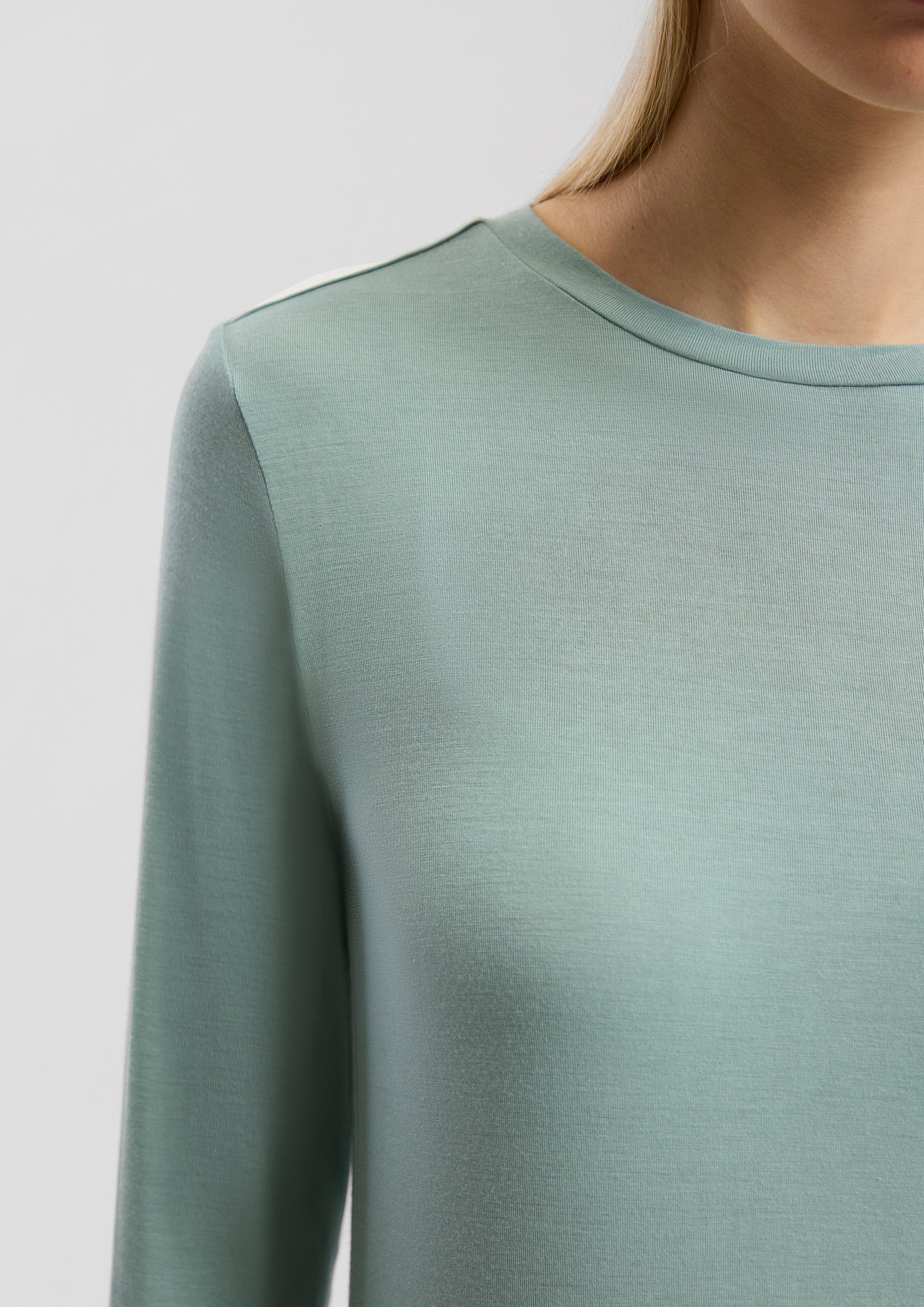 T-Shirt in 6215, 0200, 3900 & 9999