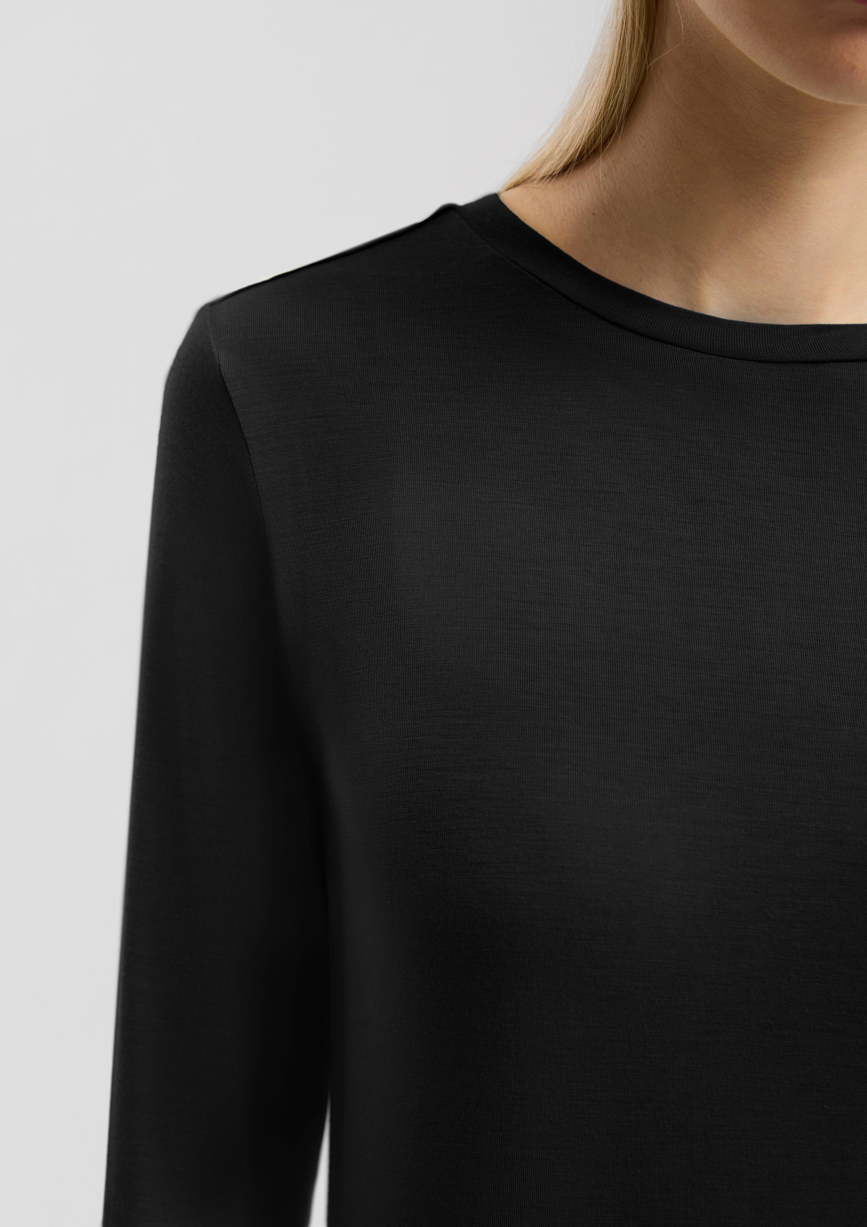 T-Shirt in 9999, 0200, 6215 & 3900