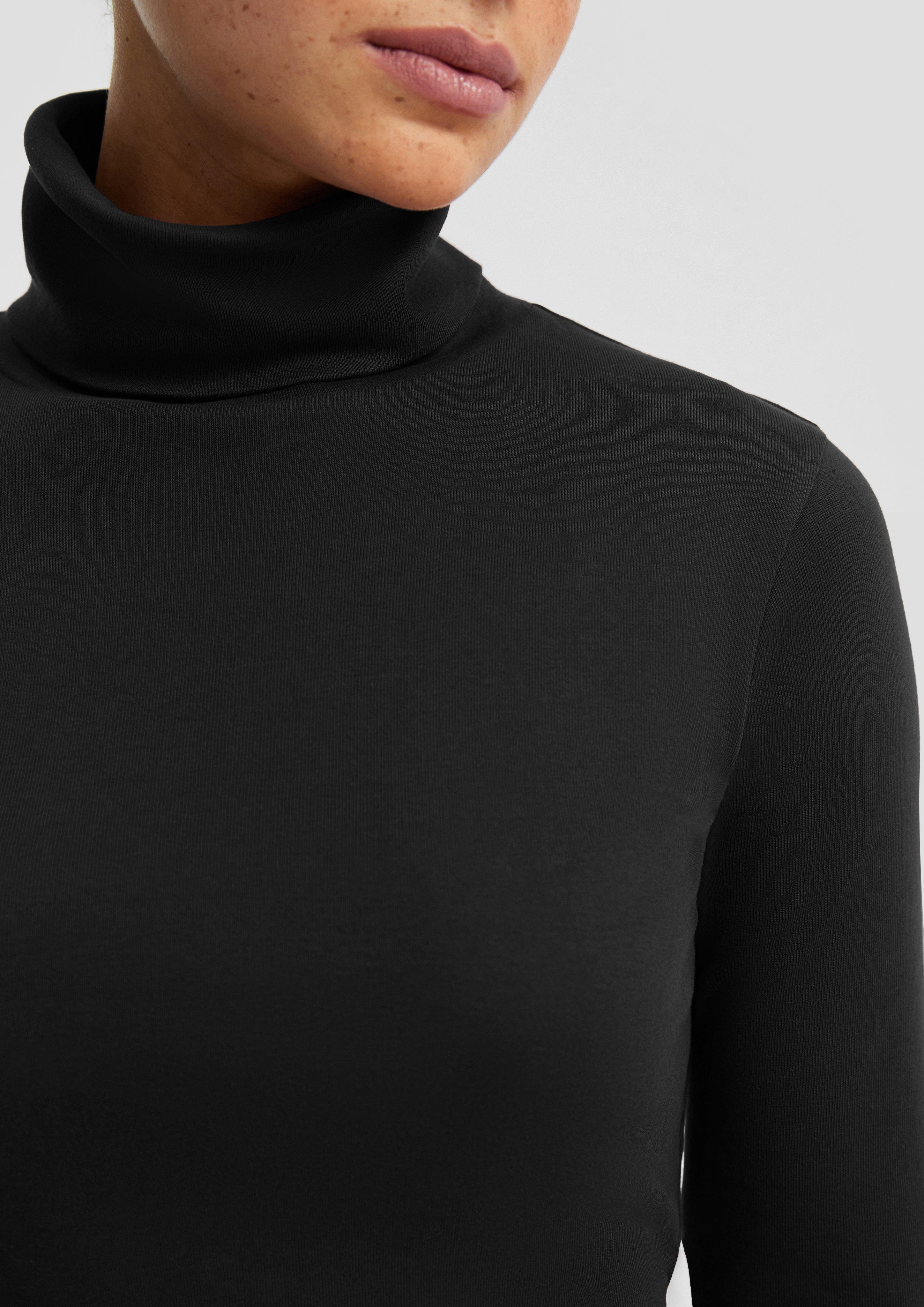 T-Shirt in 9999, 5832, 0200 & 3900