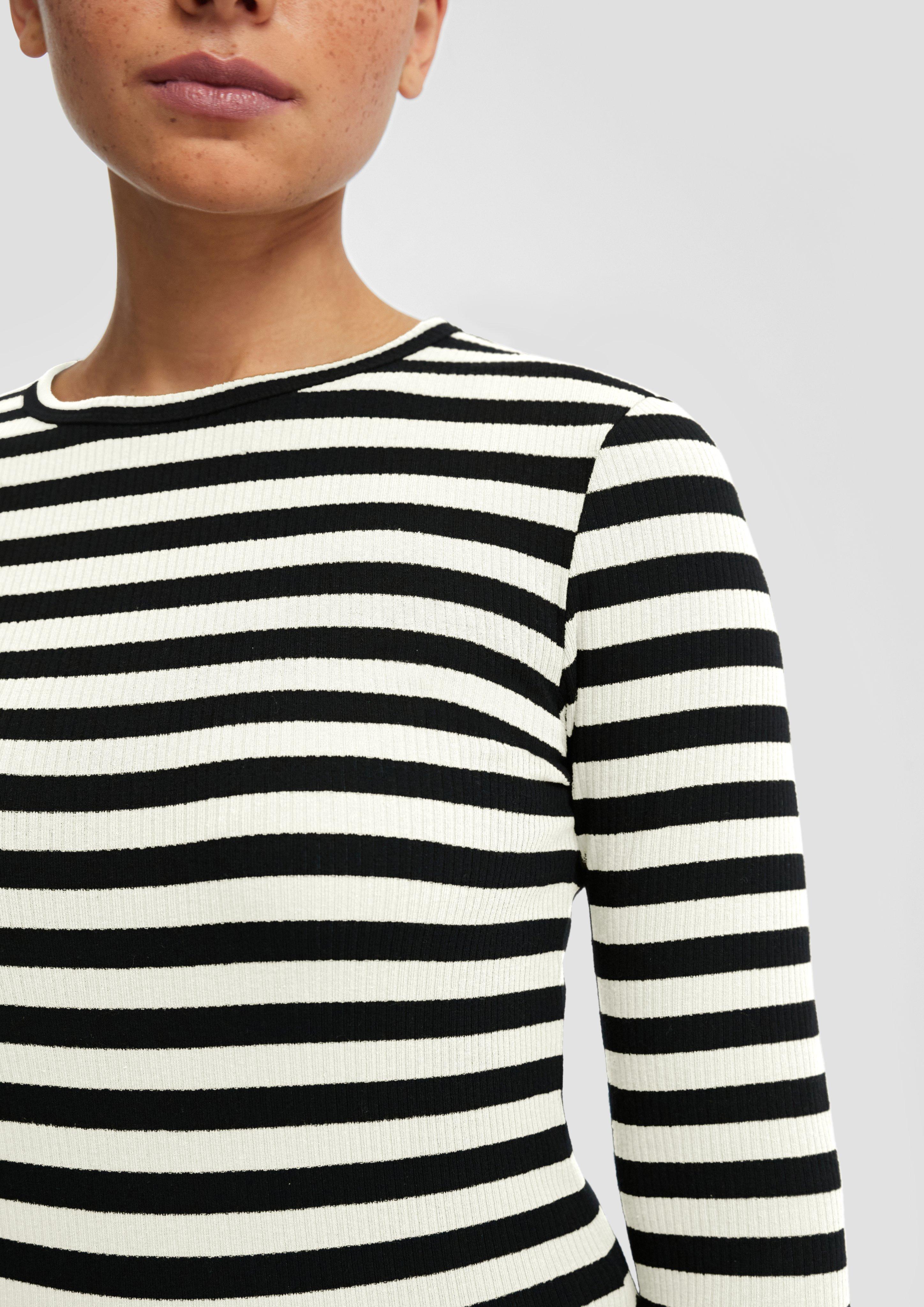 T-Shirt in 99G0, 62G0 & 75G0