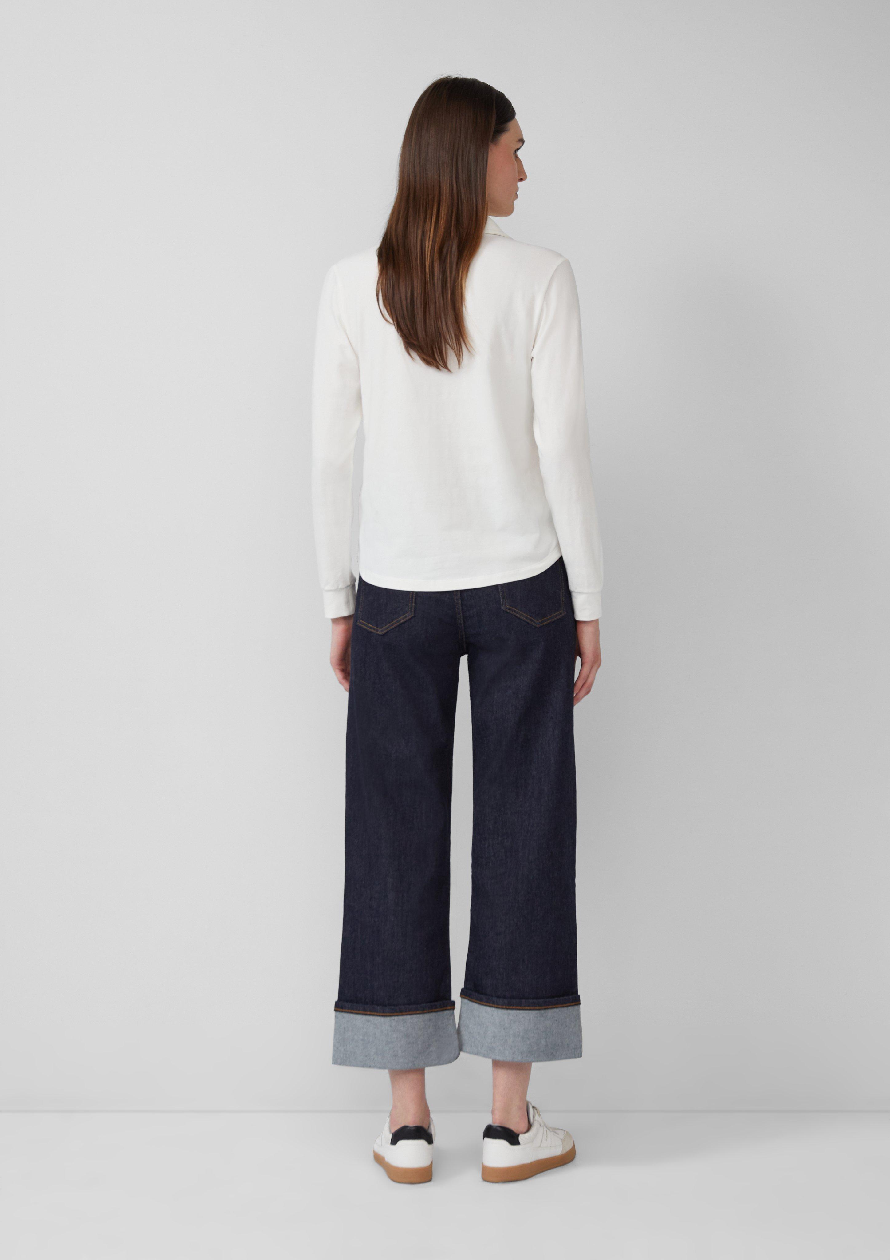 T-shirt in 0210, 9999, 02A1, 3902, 02A2 & 6933