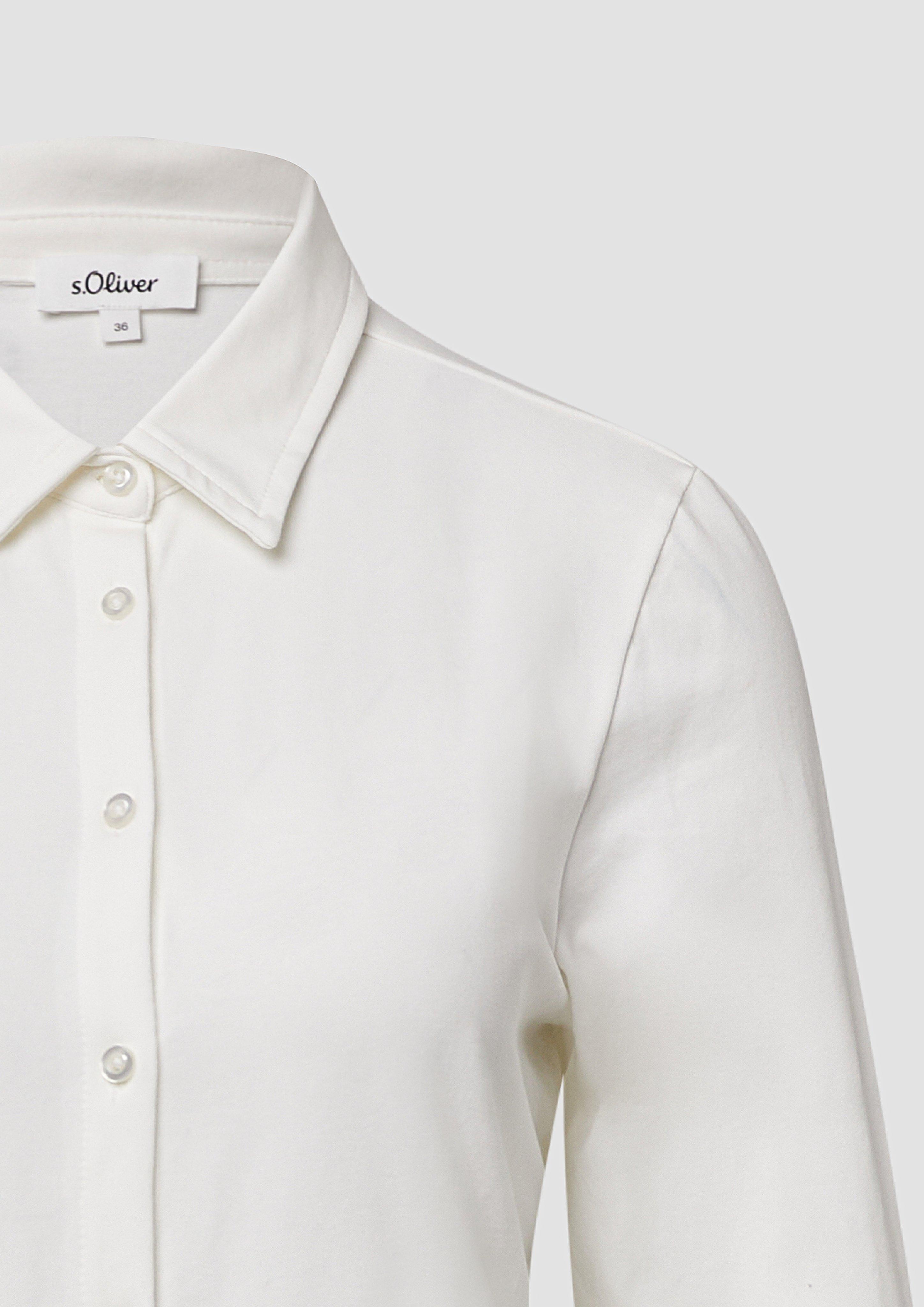 T-shirt in 0210, 9999, 02A1, 3902, 02A2 & 6933