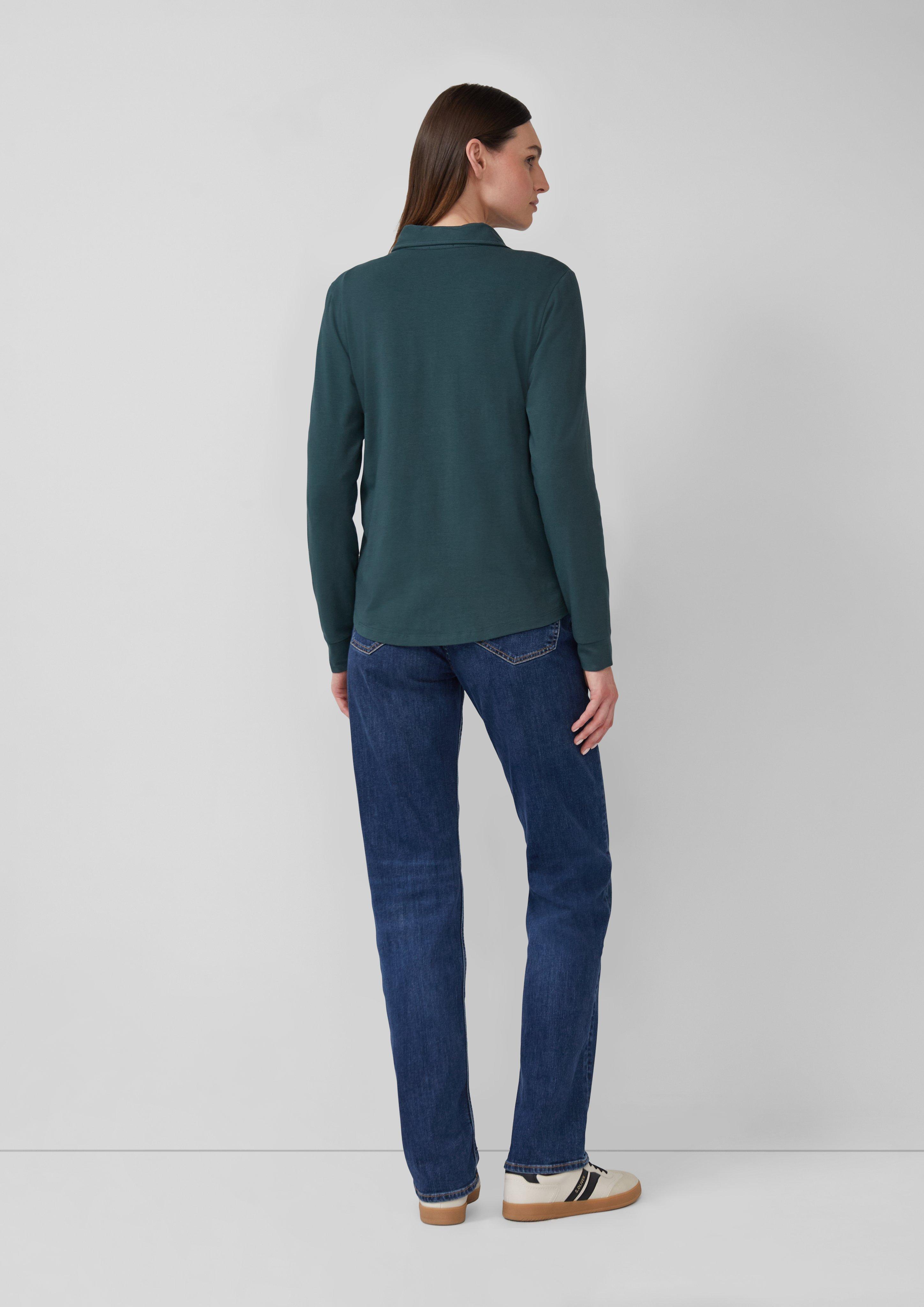 T-Shirt in 6933, 9999, 02A1, 0210, 3902 & 02A2