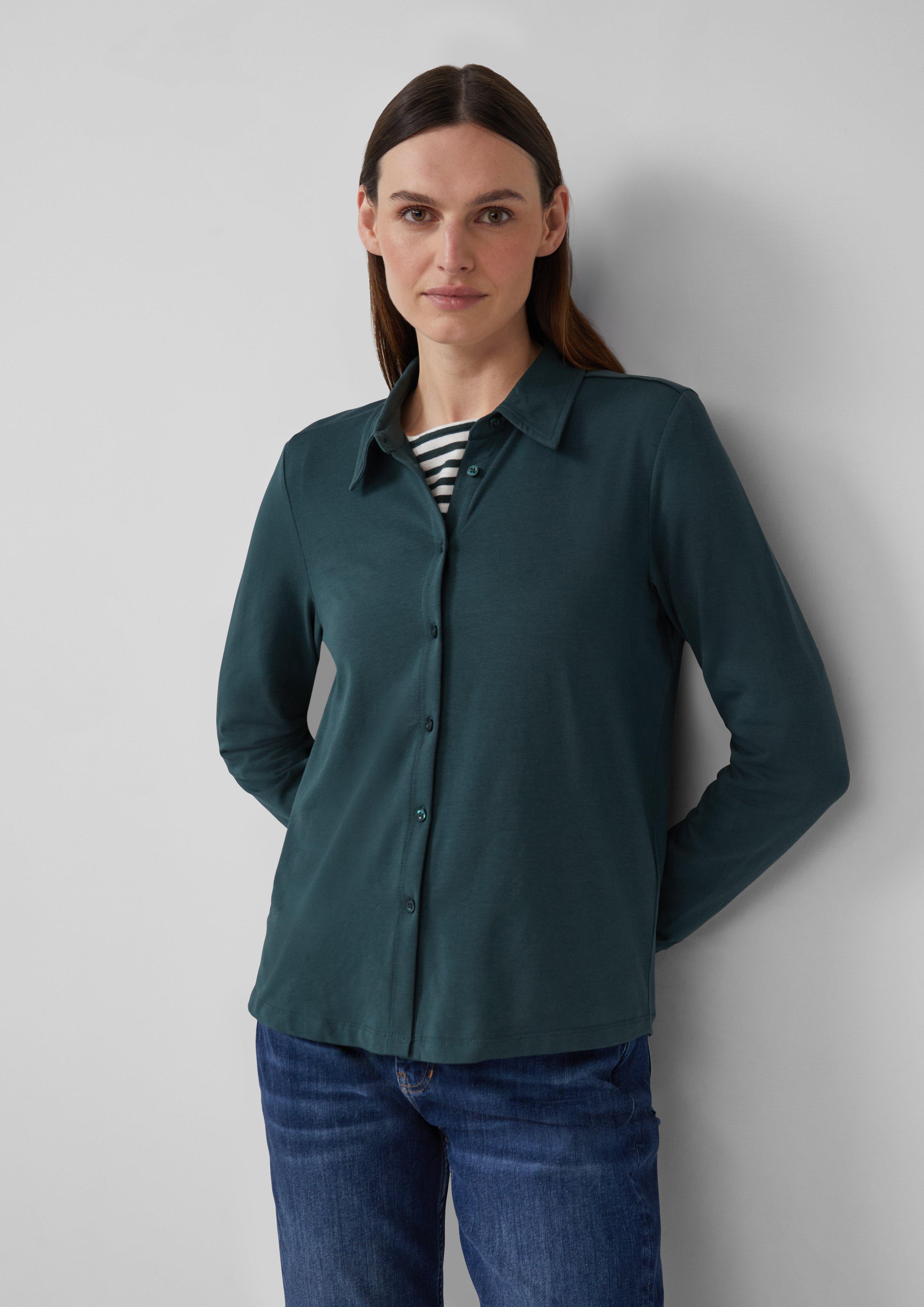 T-Shirt in 6933, 9999, 02A1, 0210, 3902 & 02A2