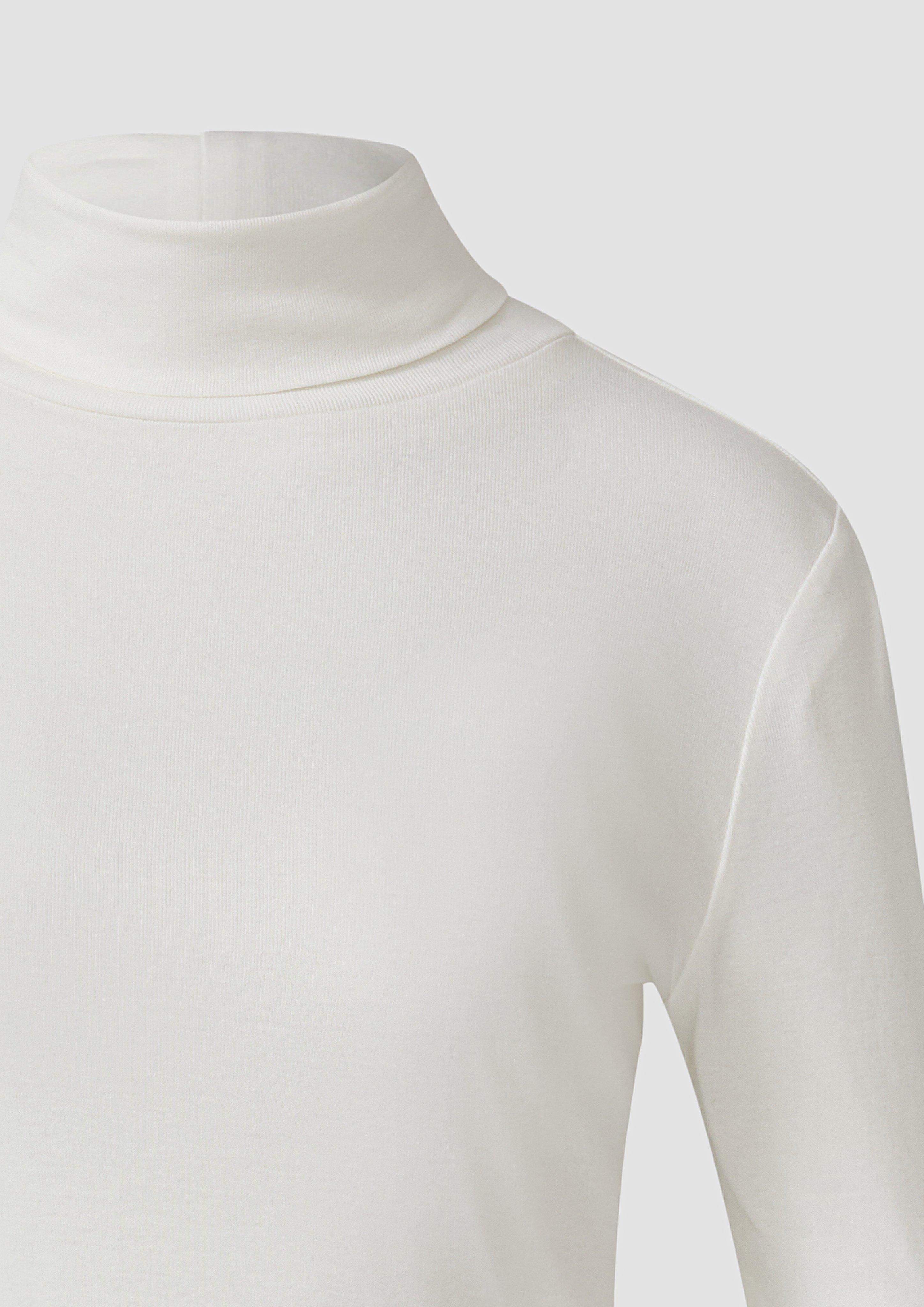 T-shirt in 0210, 6933, 9999, 3902 & 5959