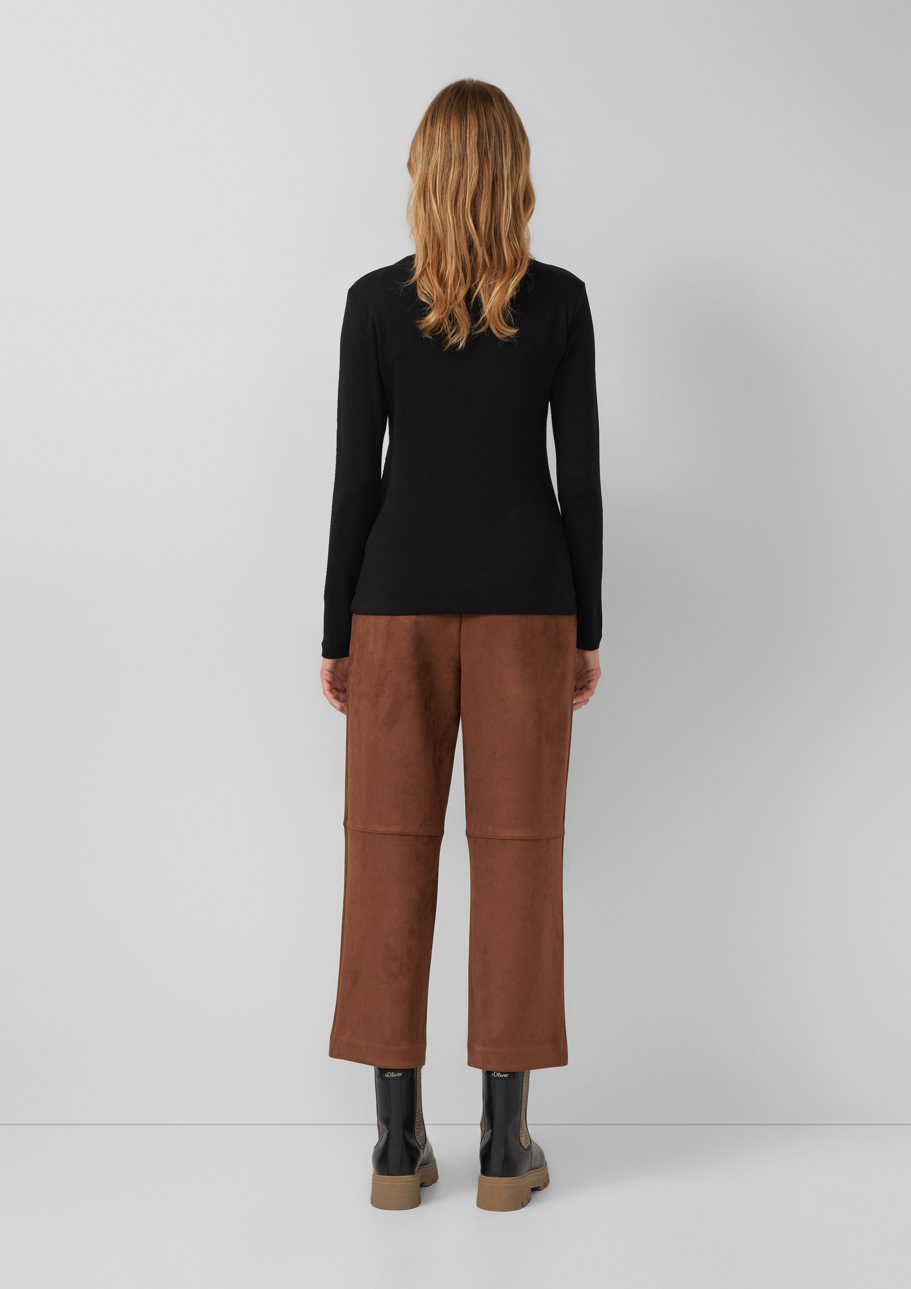 T-shirt in 9999, 6933, 0210, 3902 & 5959