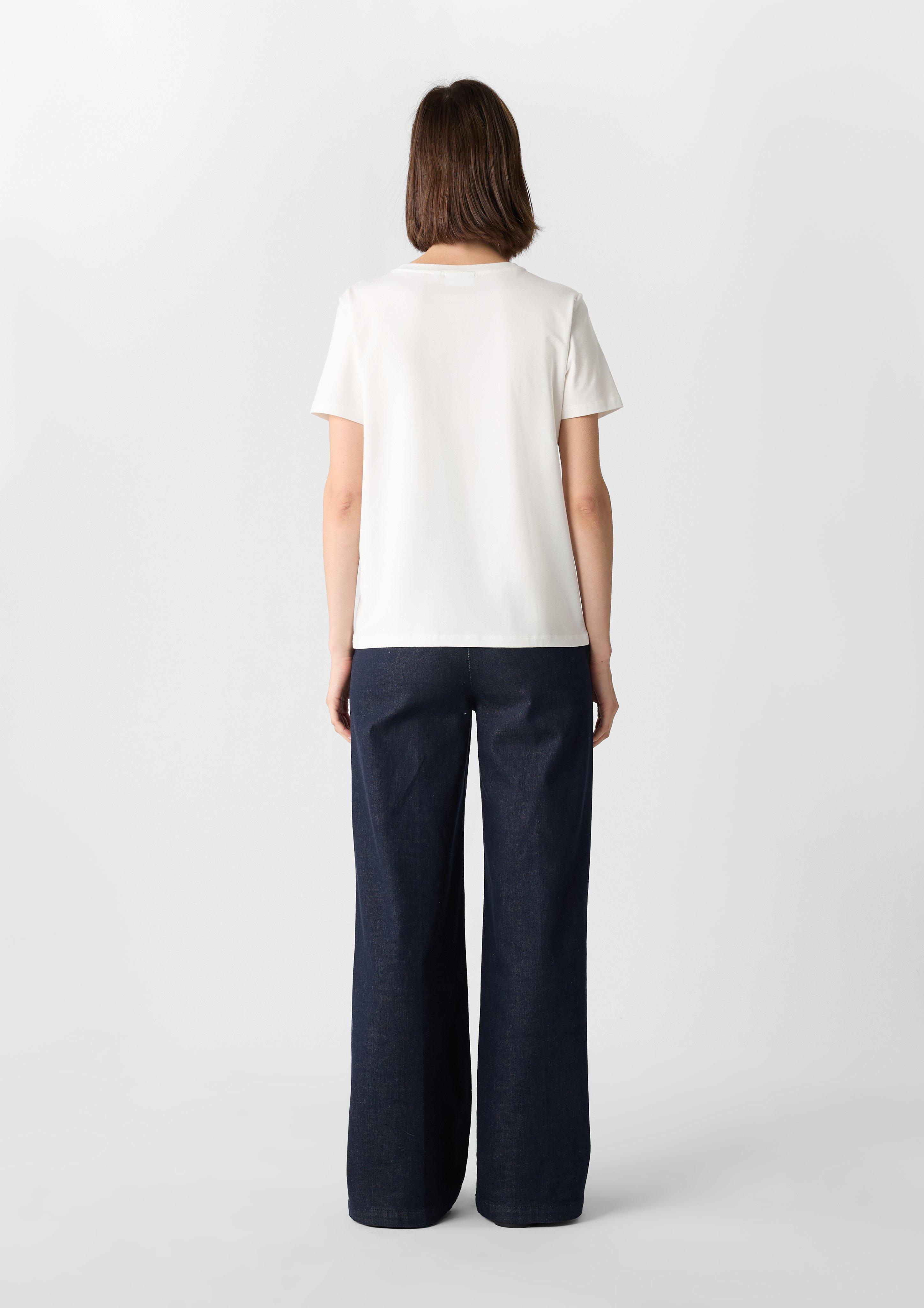 T-Shirt in 01D9, 81D7 & 01D8