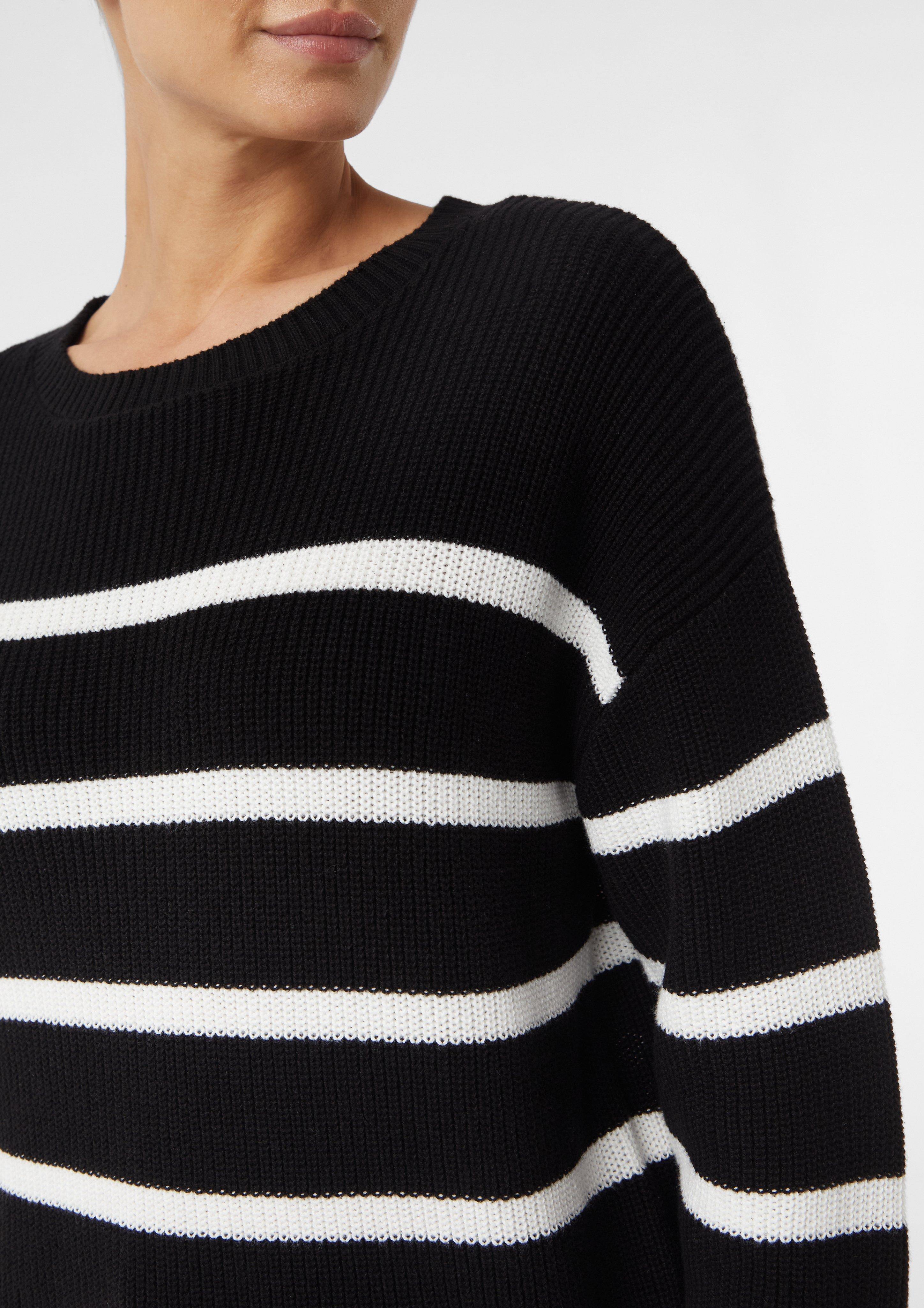 Knitted pullover in 