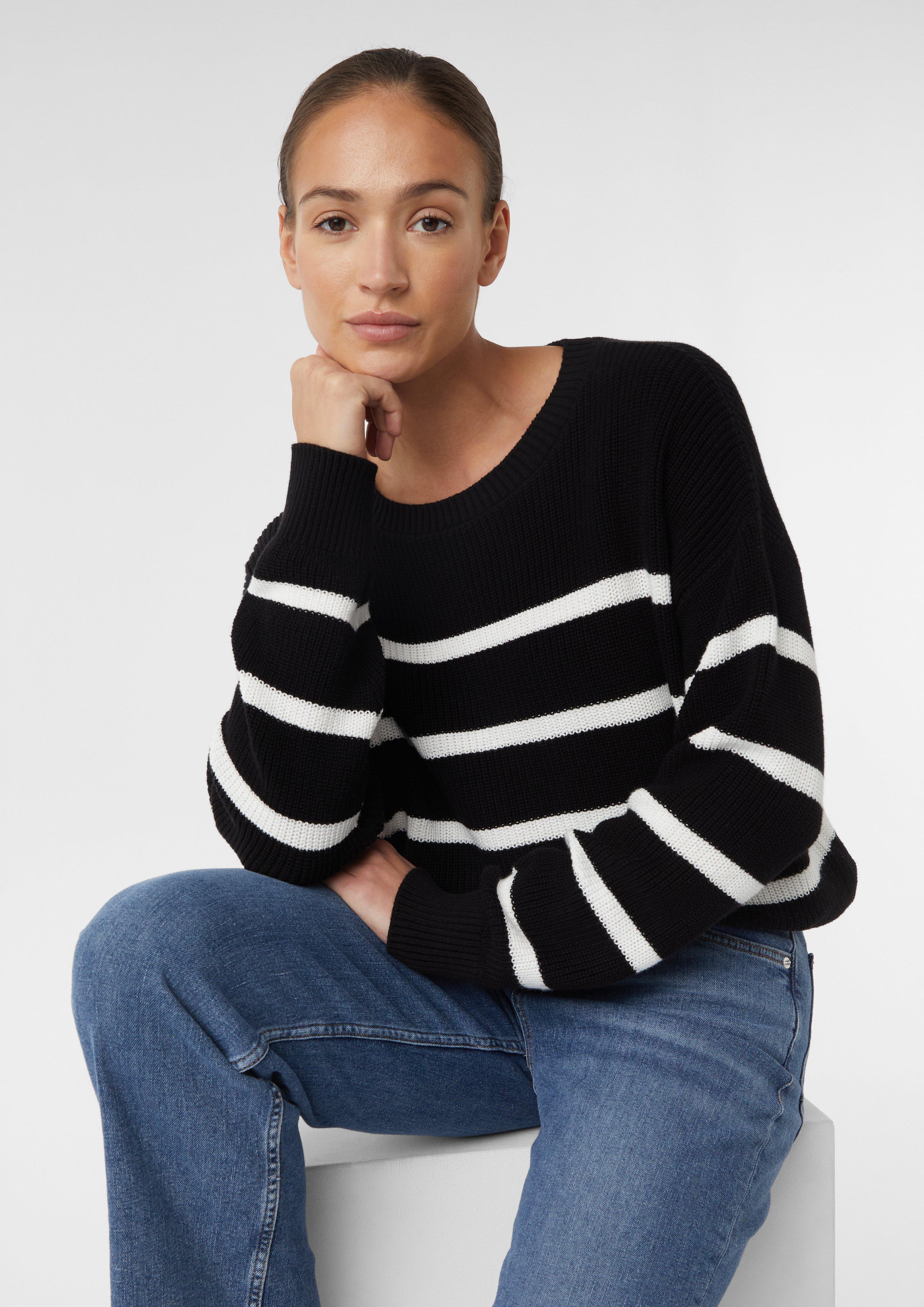 Knitted pullover in 