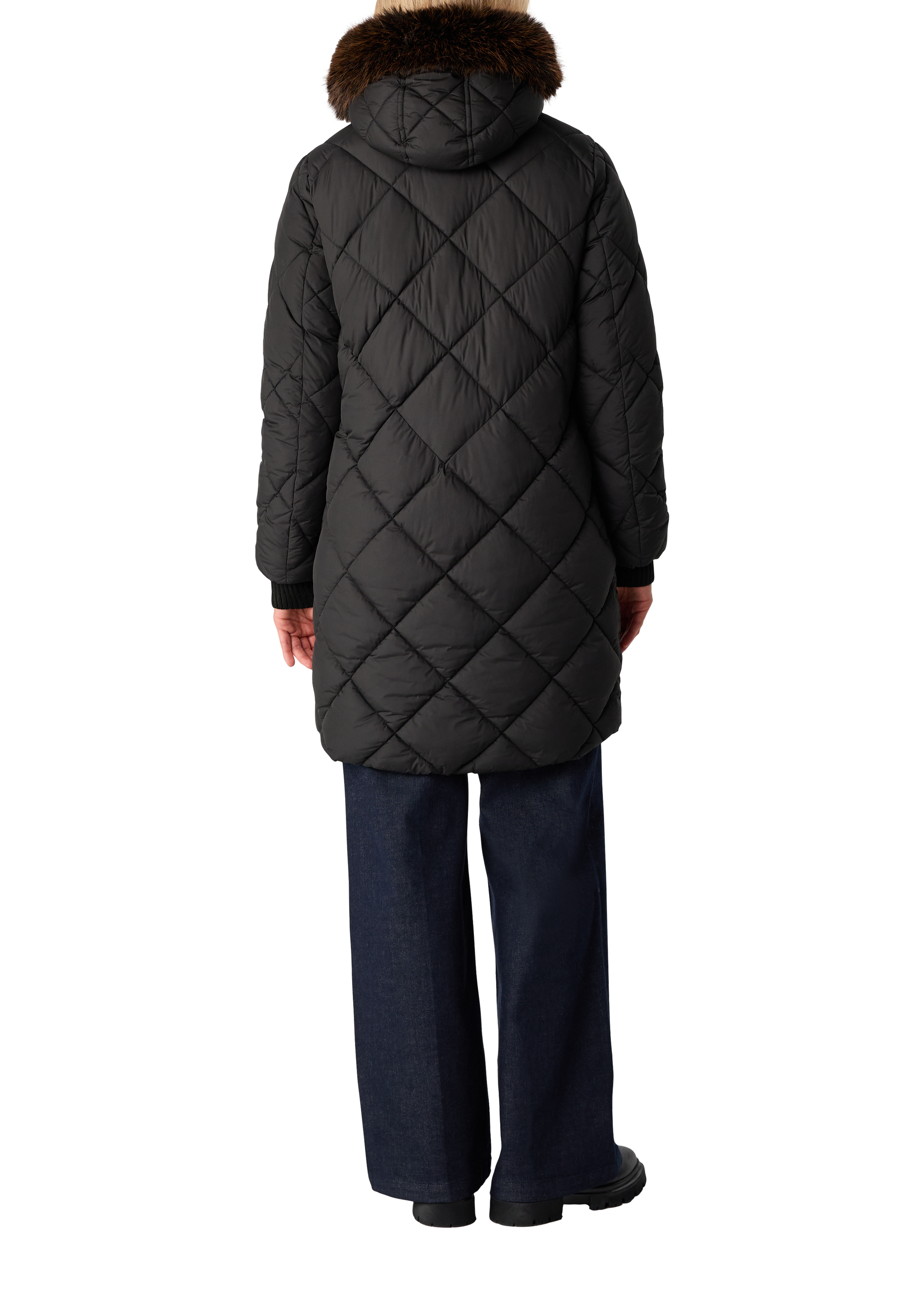 Thumbnail - Outdoor-Mantel