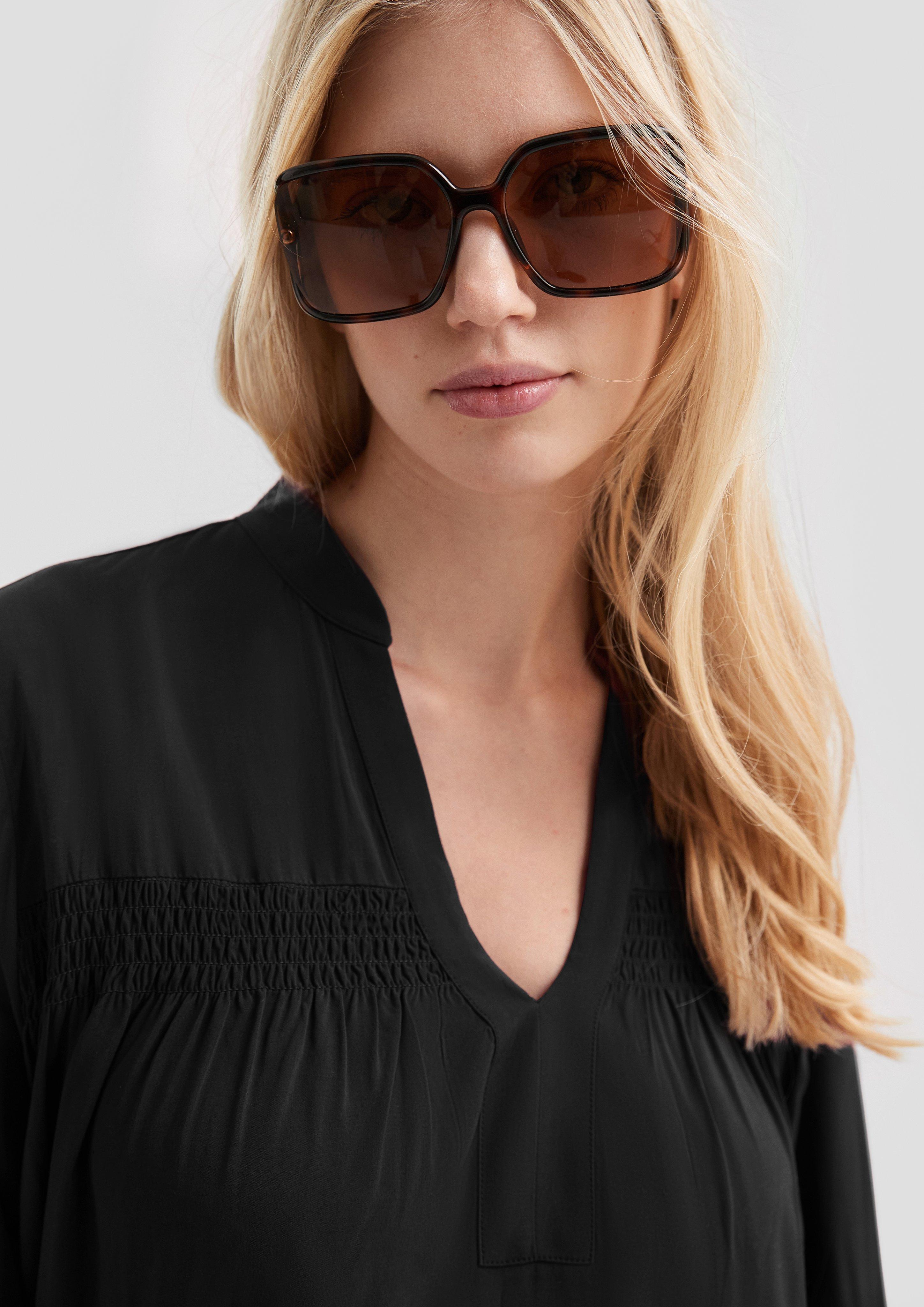 Blouse in 9999, 4418 & 3900