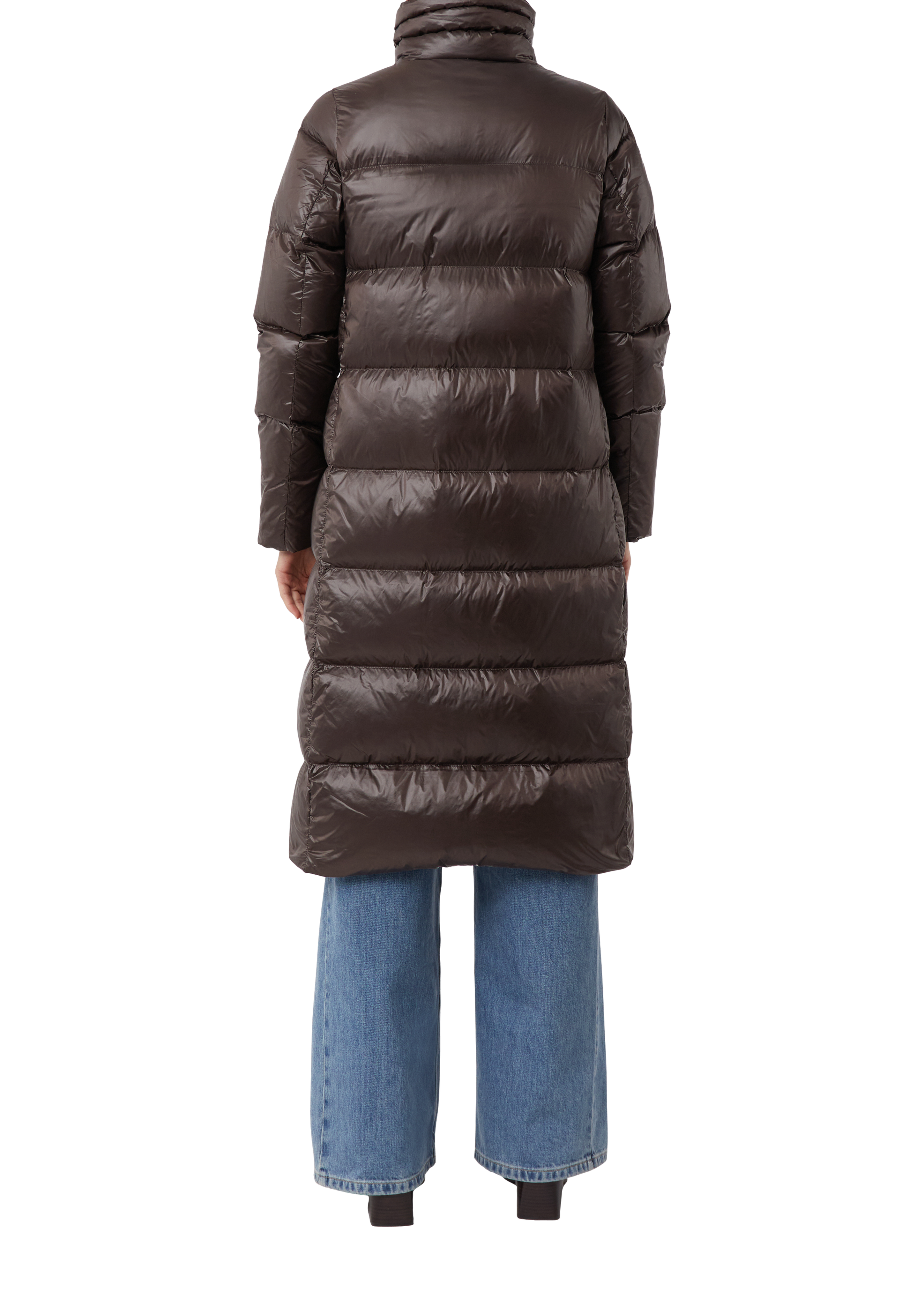 Thumbnail - Outdoor-Mantel