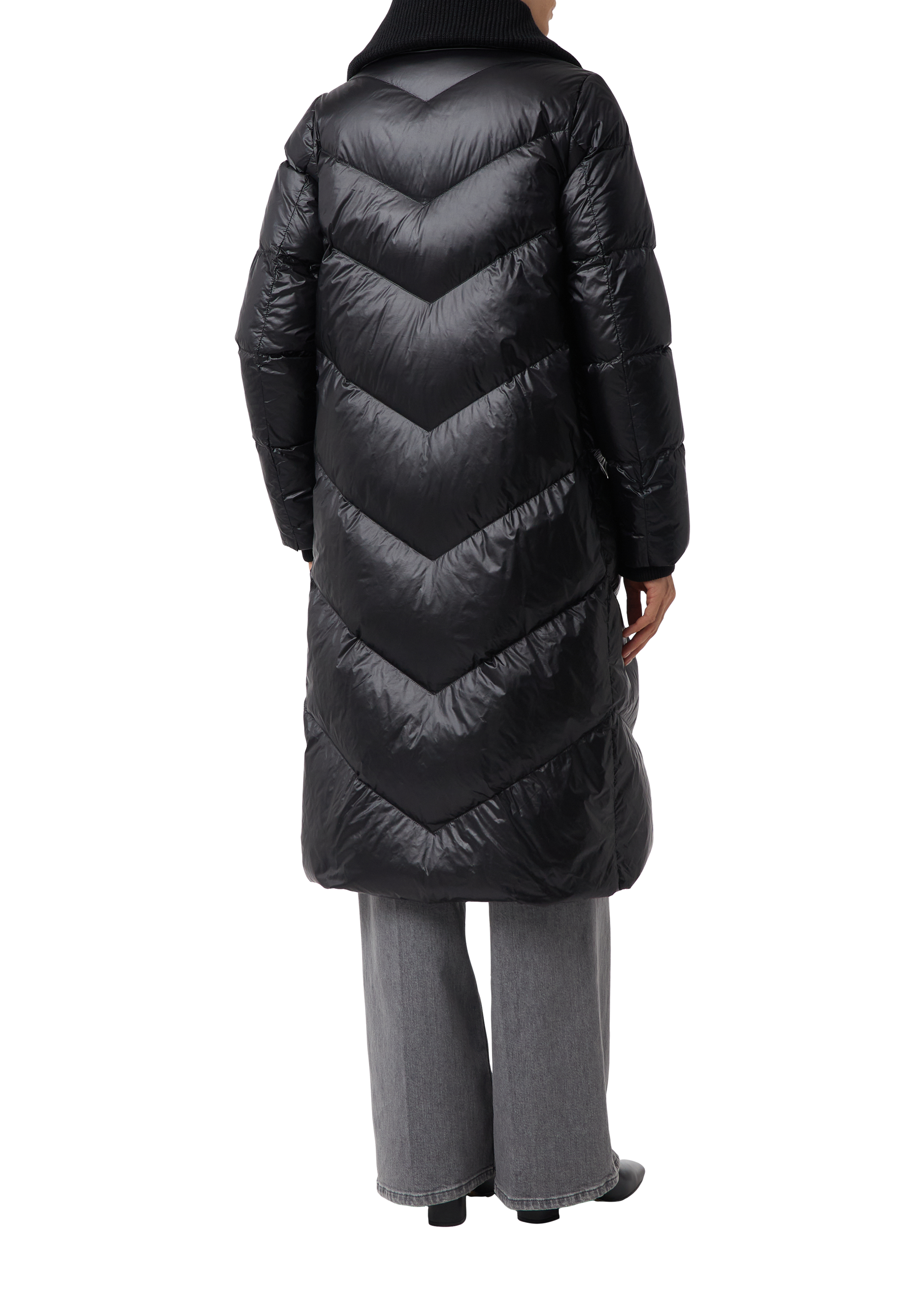 Thumbnail - Outdoor-Mantel