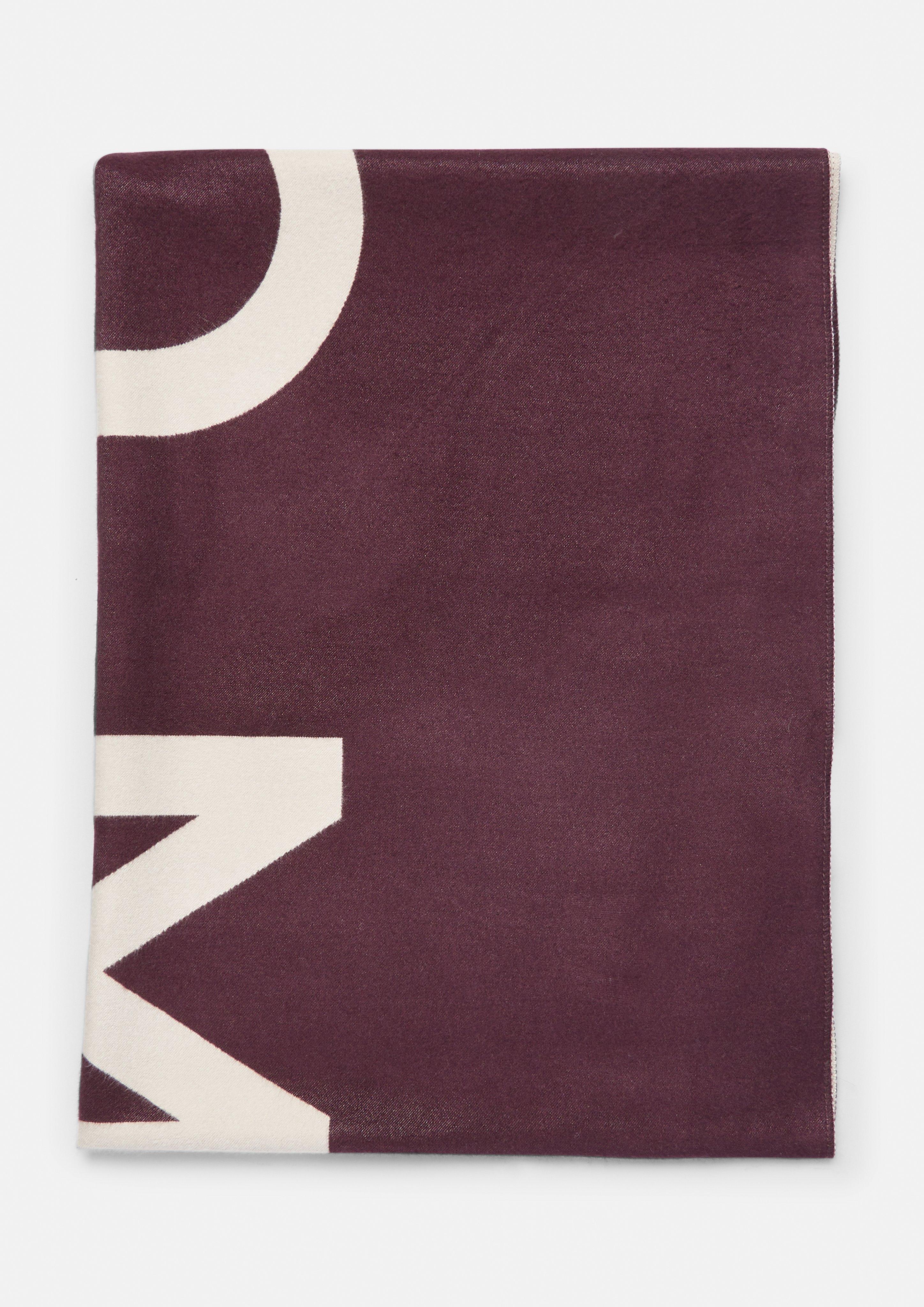 Foulard en 49Q0, 95Q0, 83Q0 & 99Q0