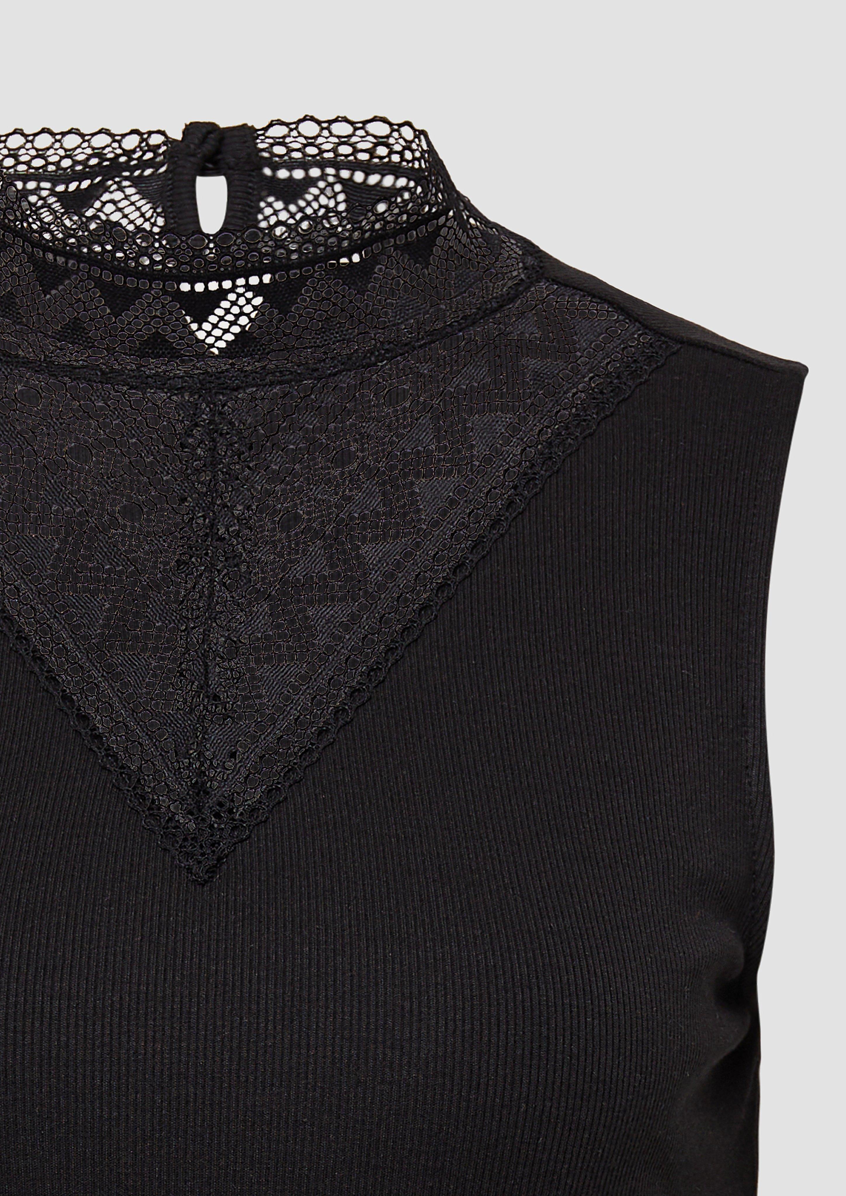 T-Shirt in 9999 & 0200