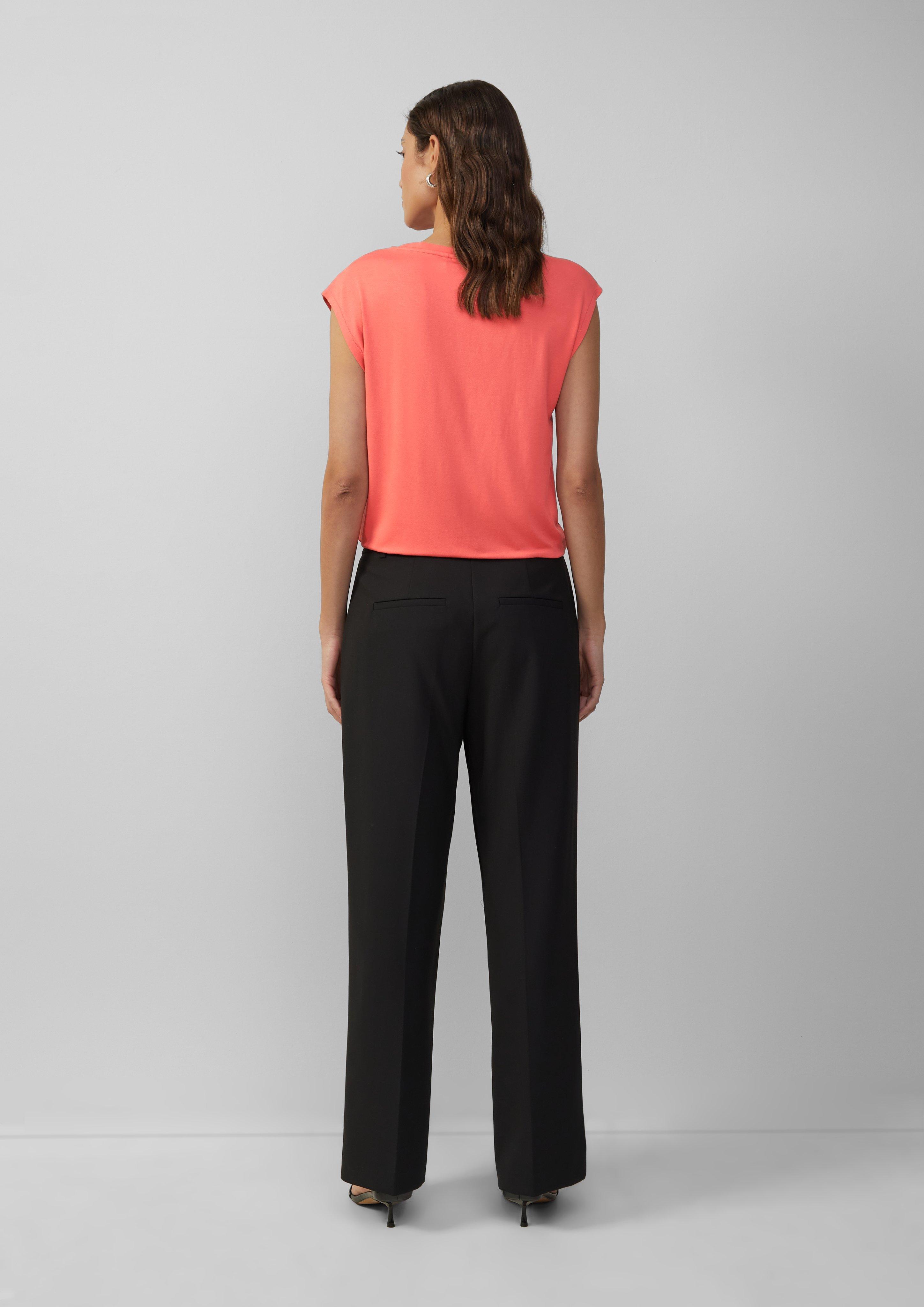 T-Shirt in 32D0 & 02D0