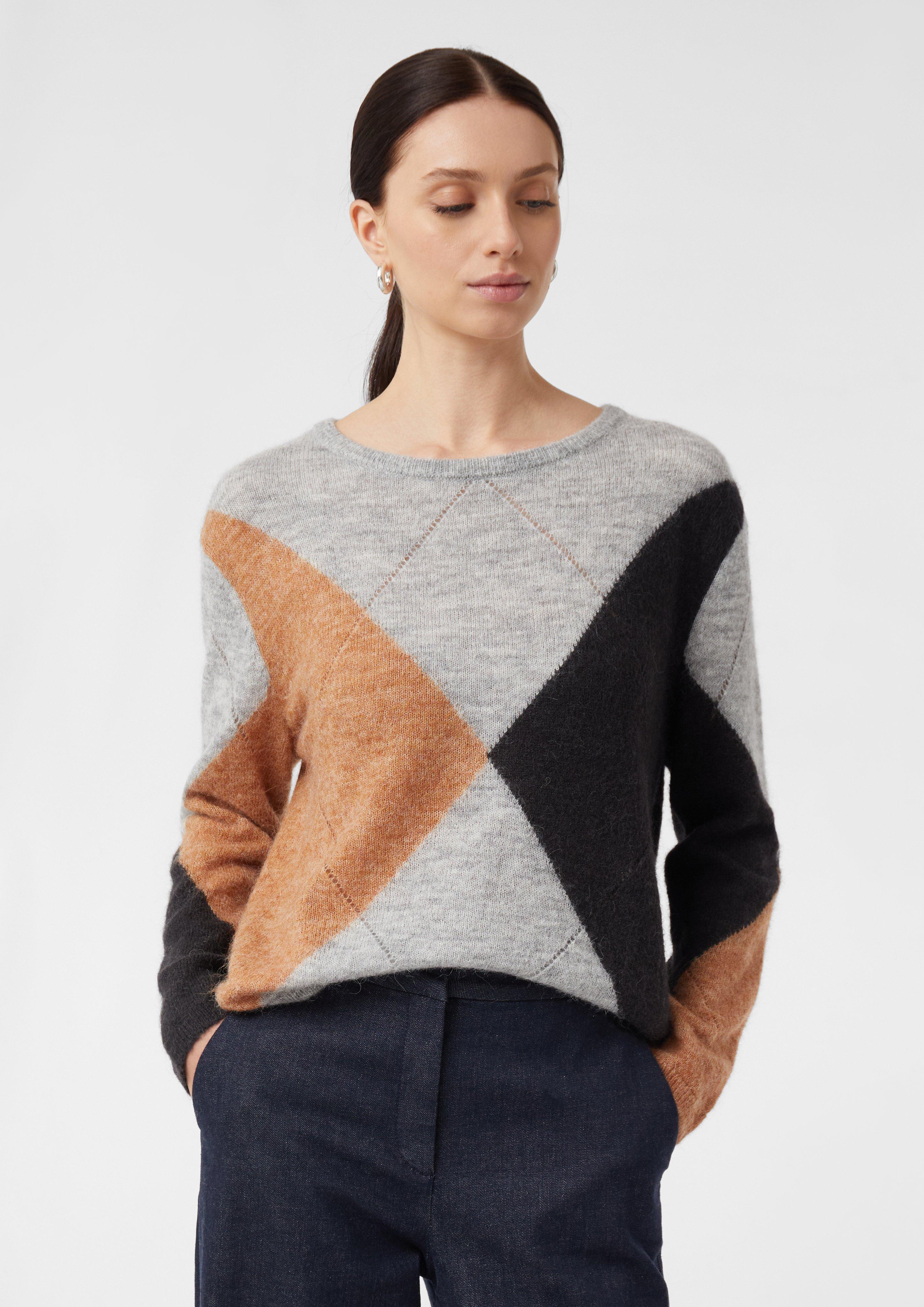 Knitted sweater in alpaca wool mix with diamond pattern