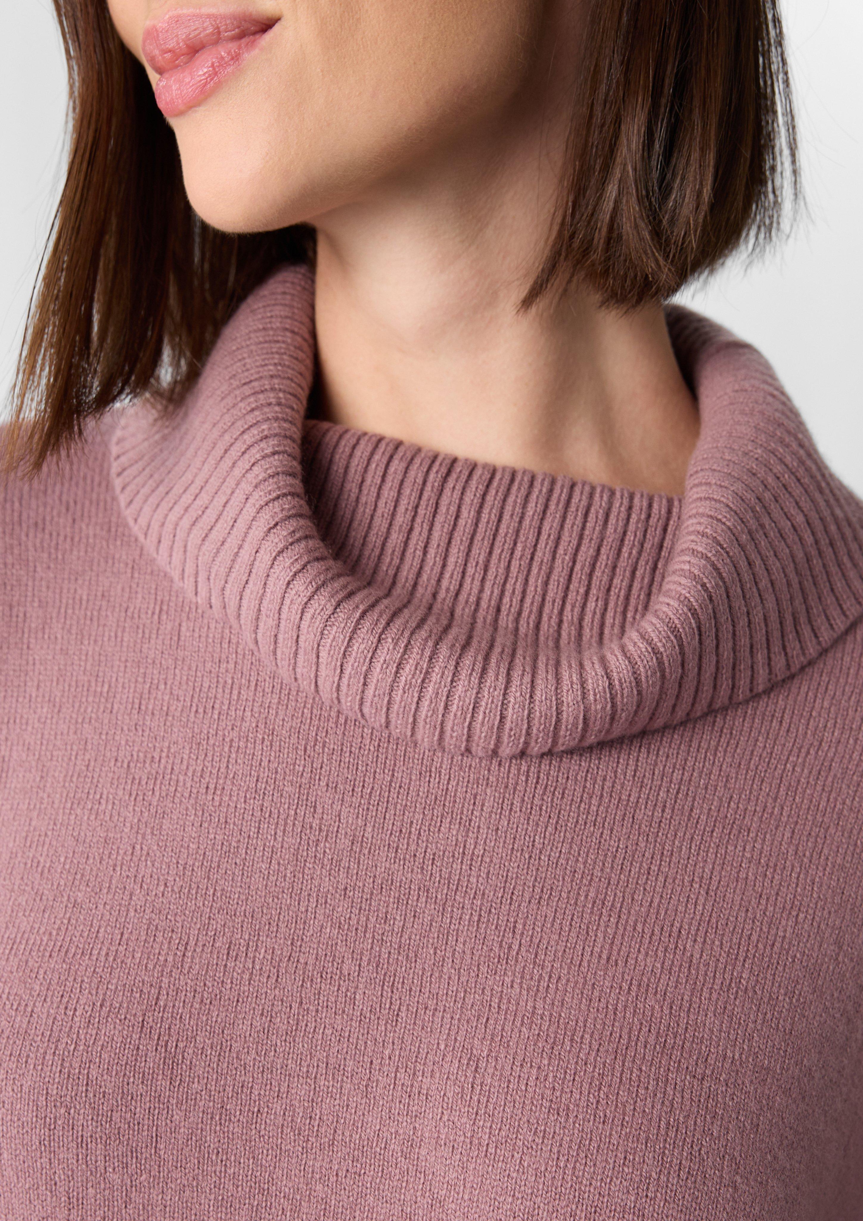 Knitted pullover in 