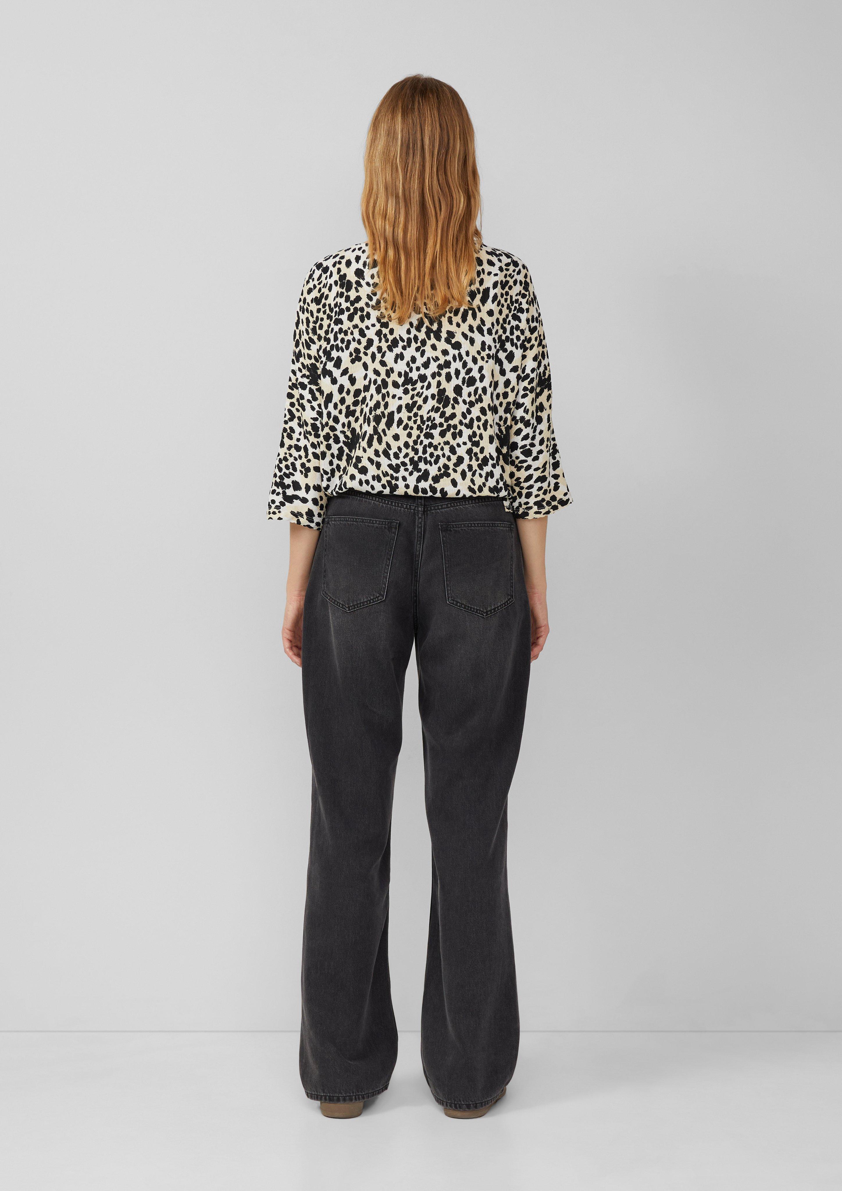 T-shirt in 02A2 & 02A1