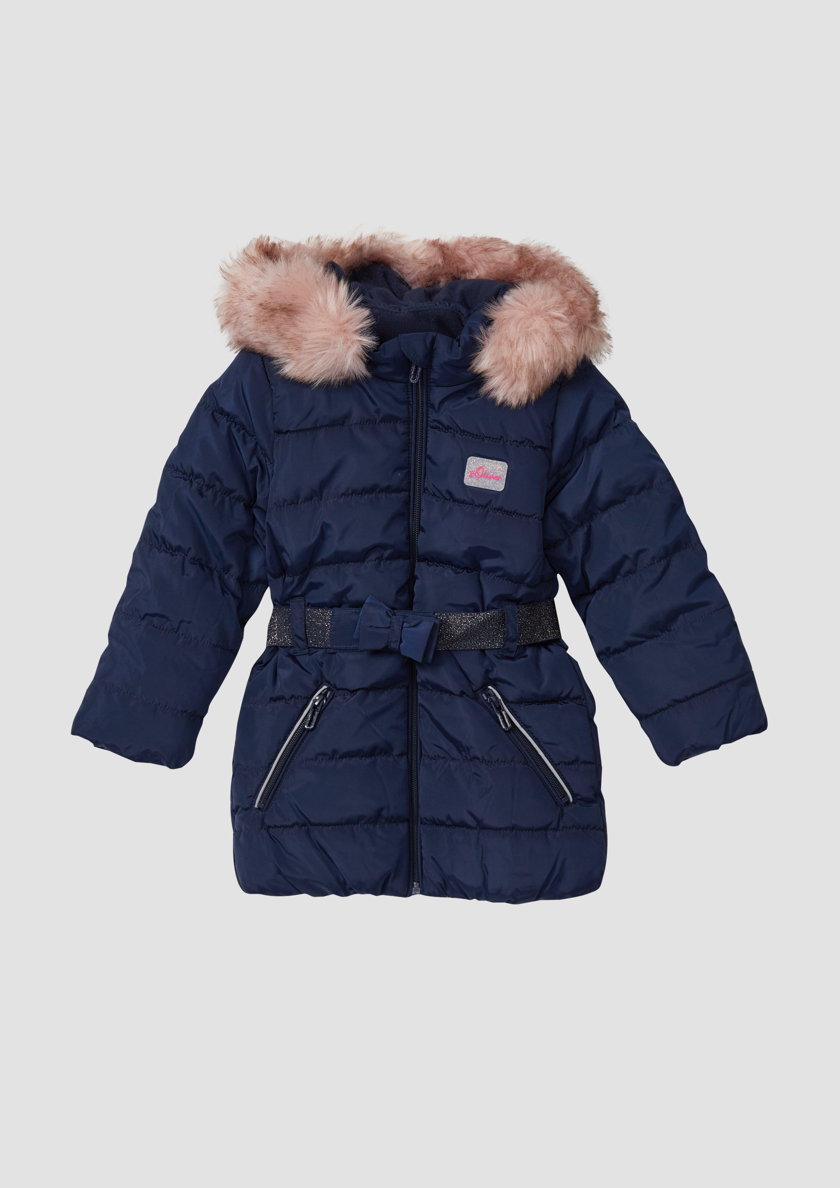 Thumbnail - Outdoor-Mantel