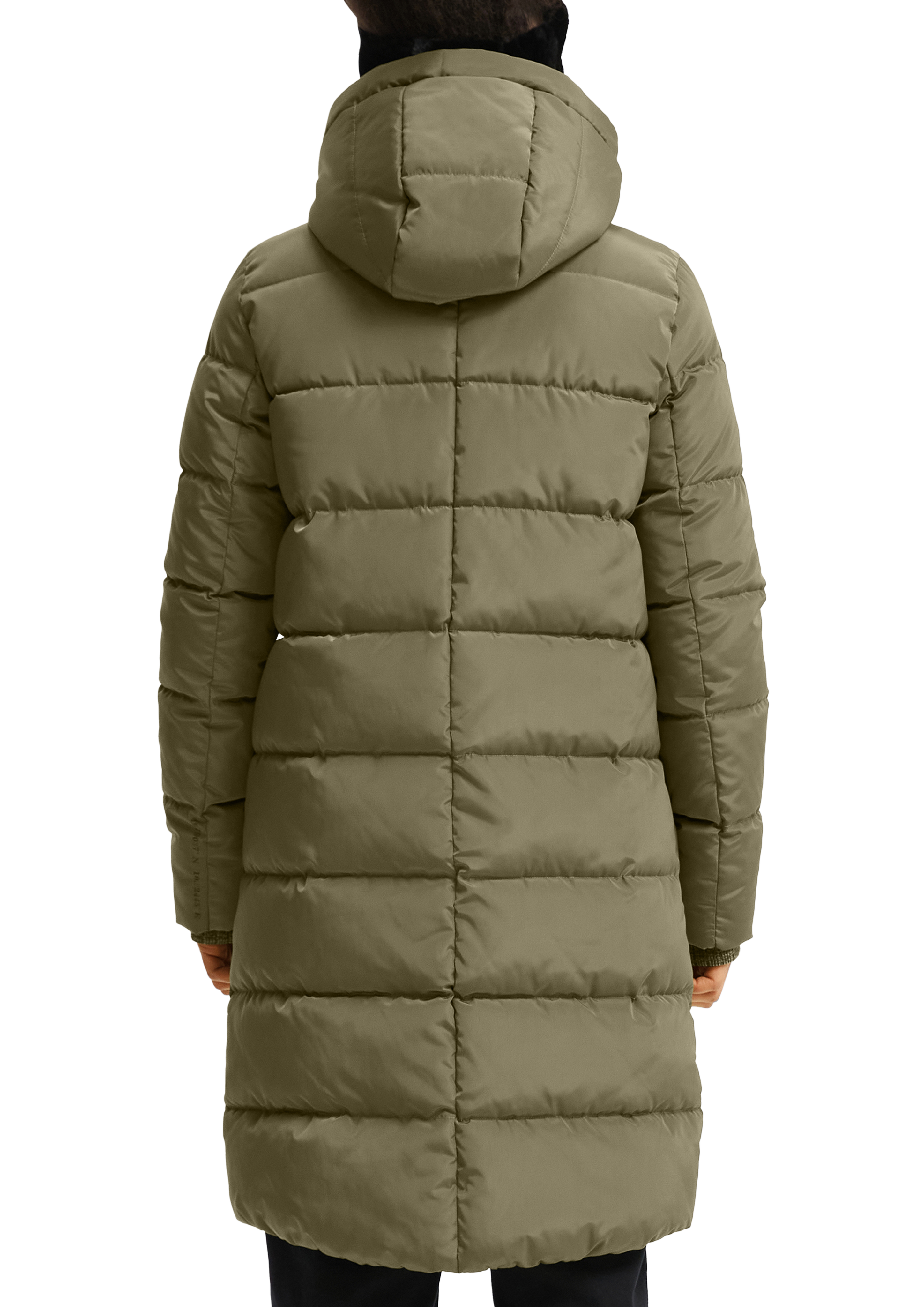 Thumbnail - Outdoor-Mantel