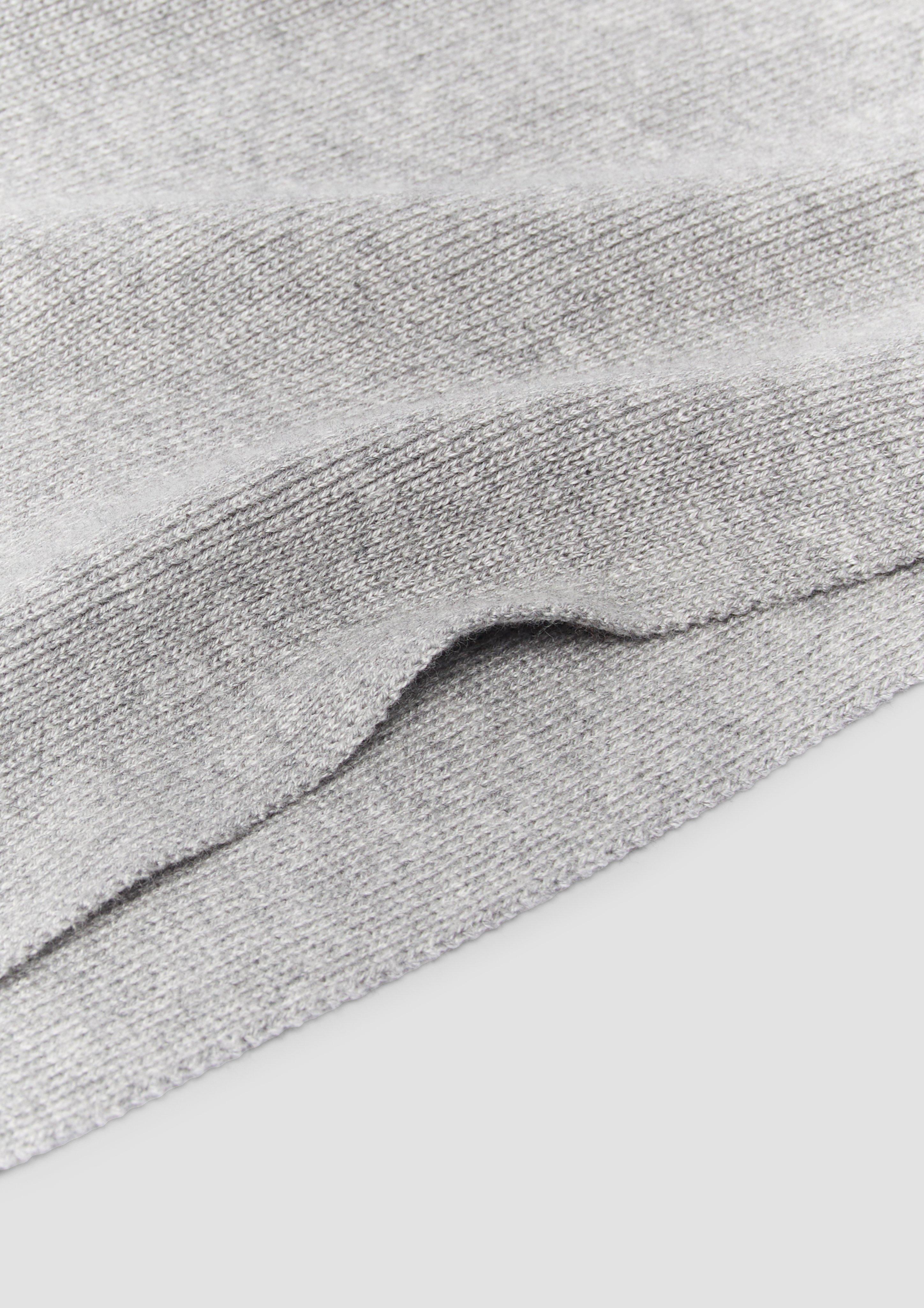 Beskonačni šal in 95W0 & 9999