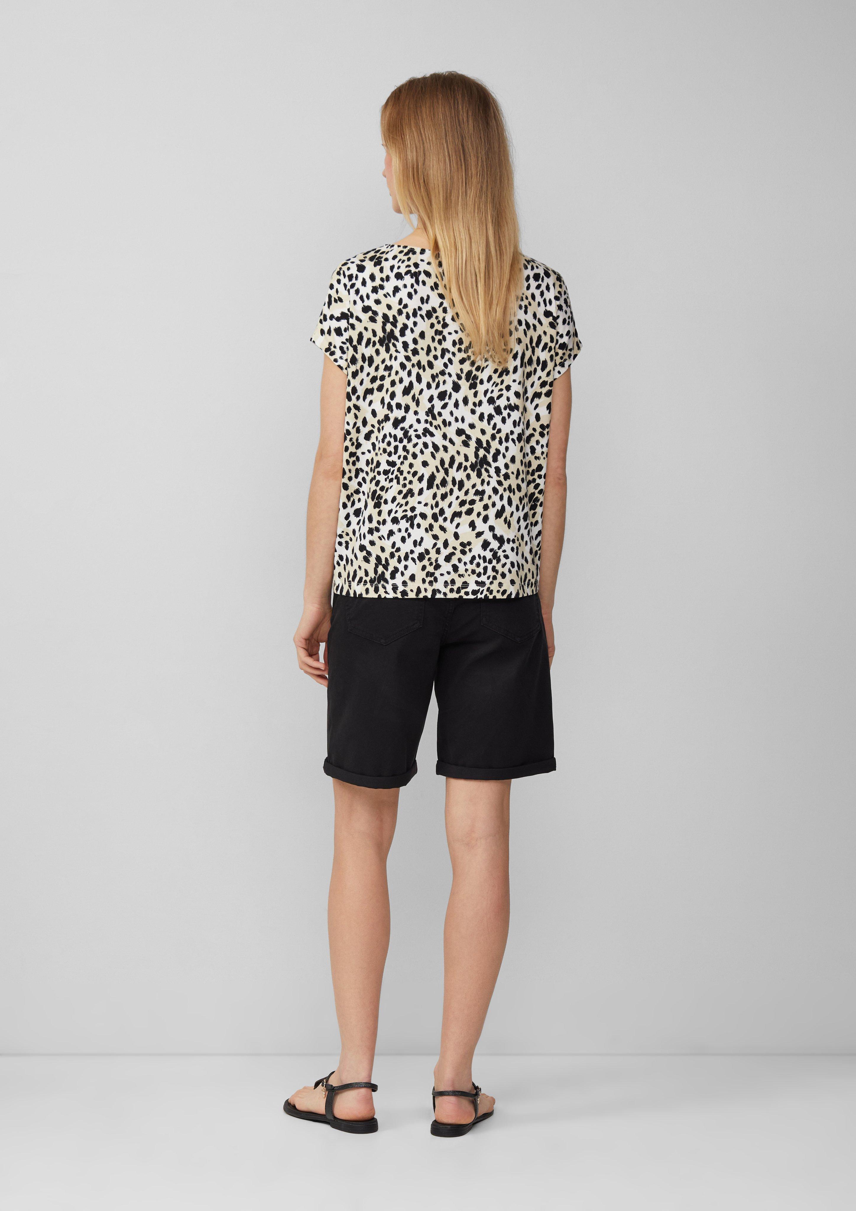 T-shirt in 02A2, 69A1 & 02A1