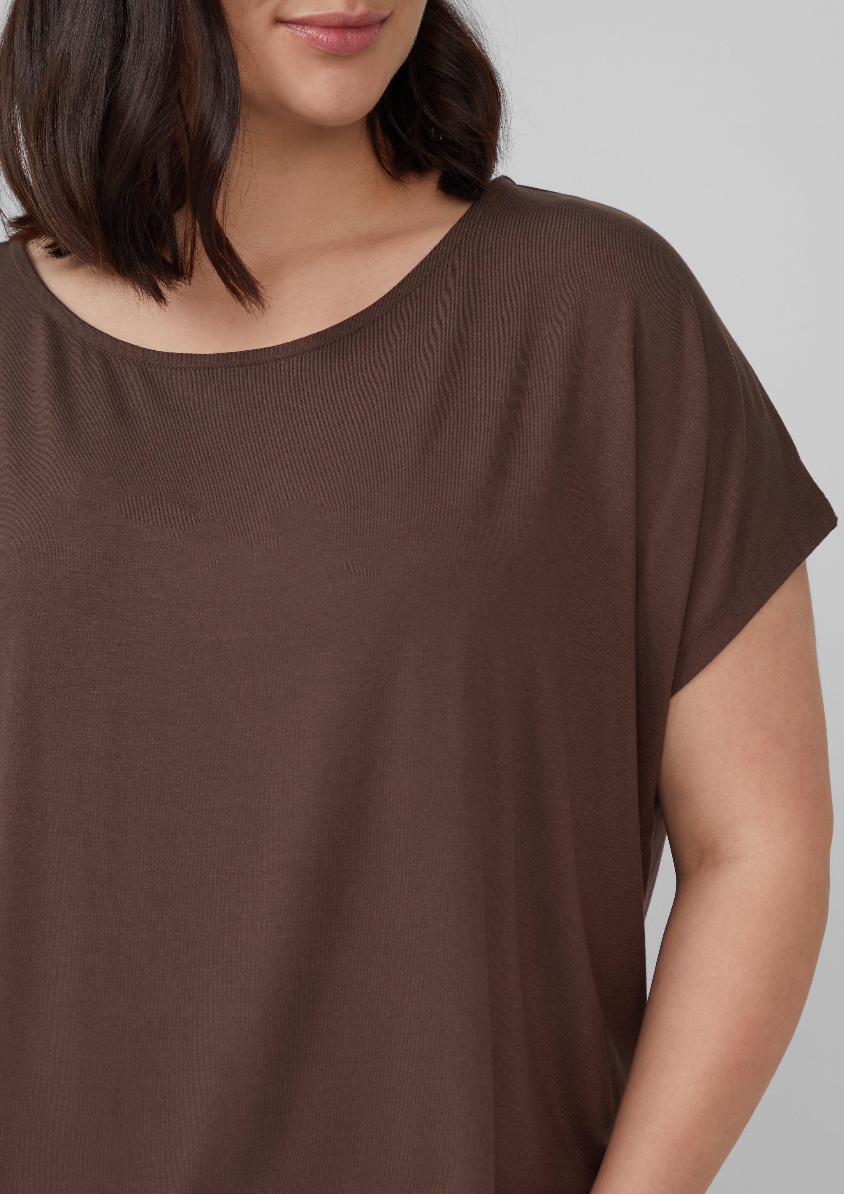 T-Shirt in 8828 & 0100