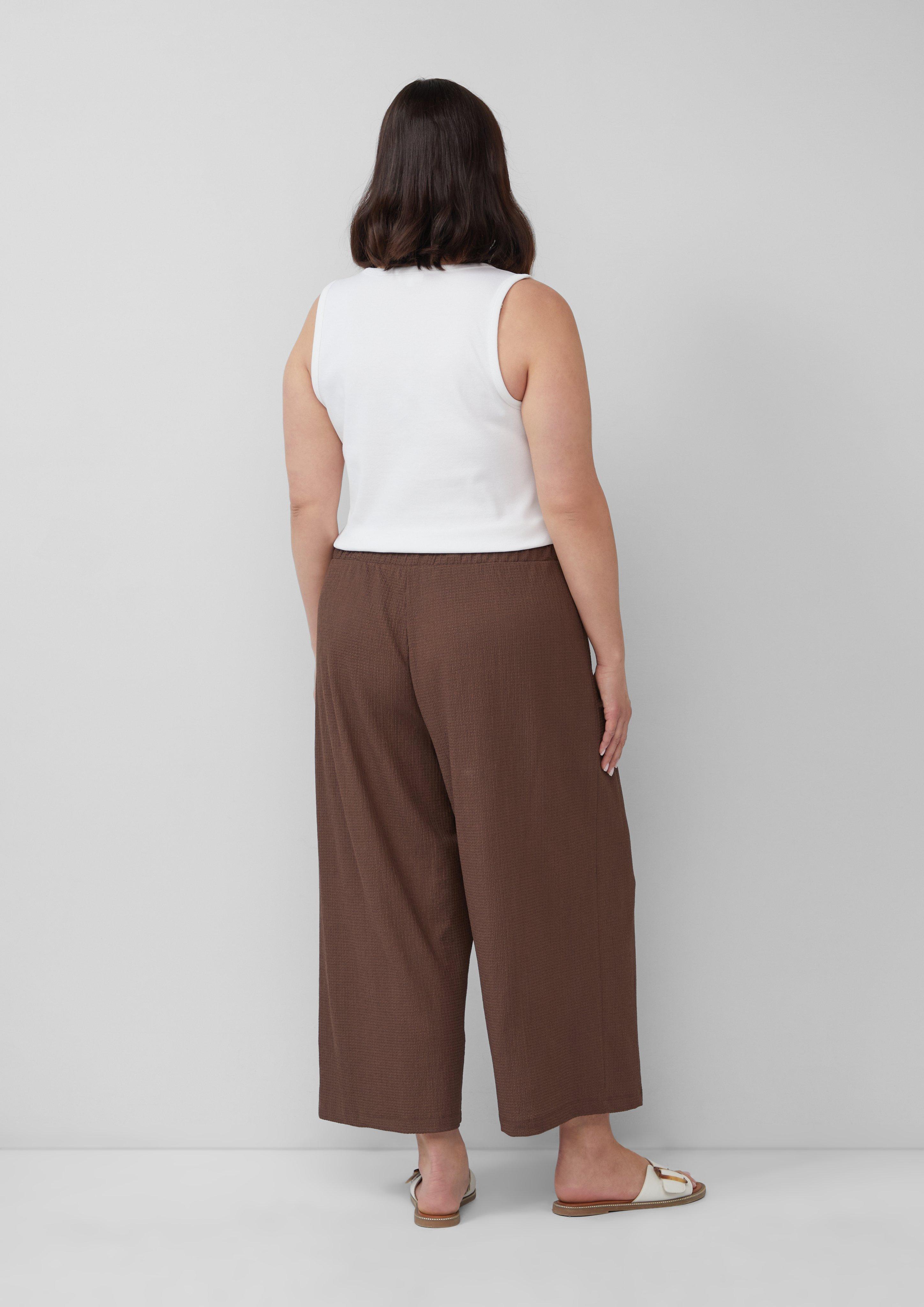 T-Shirt in 0100 & 9999