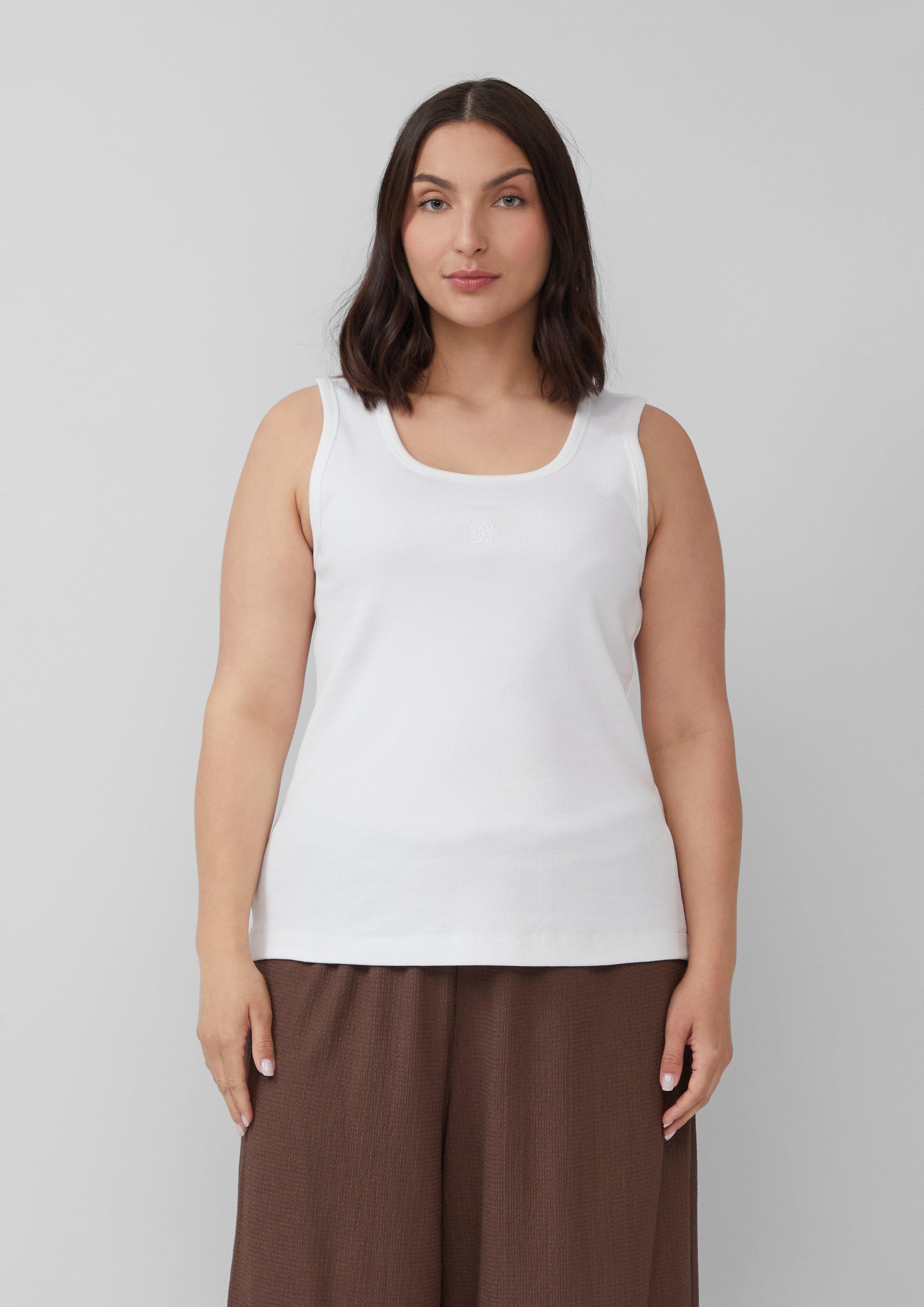 T-Shirt in 0100 & 9999