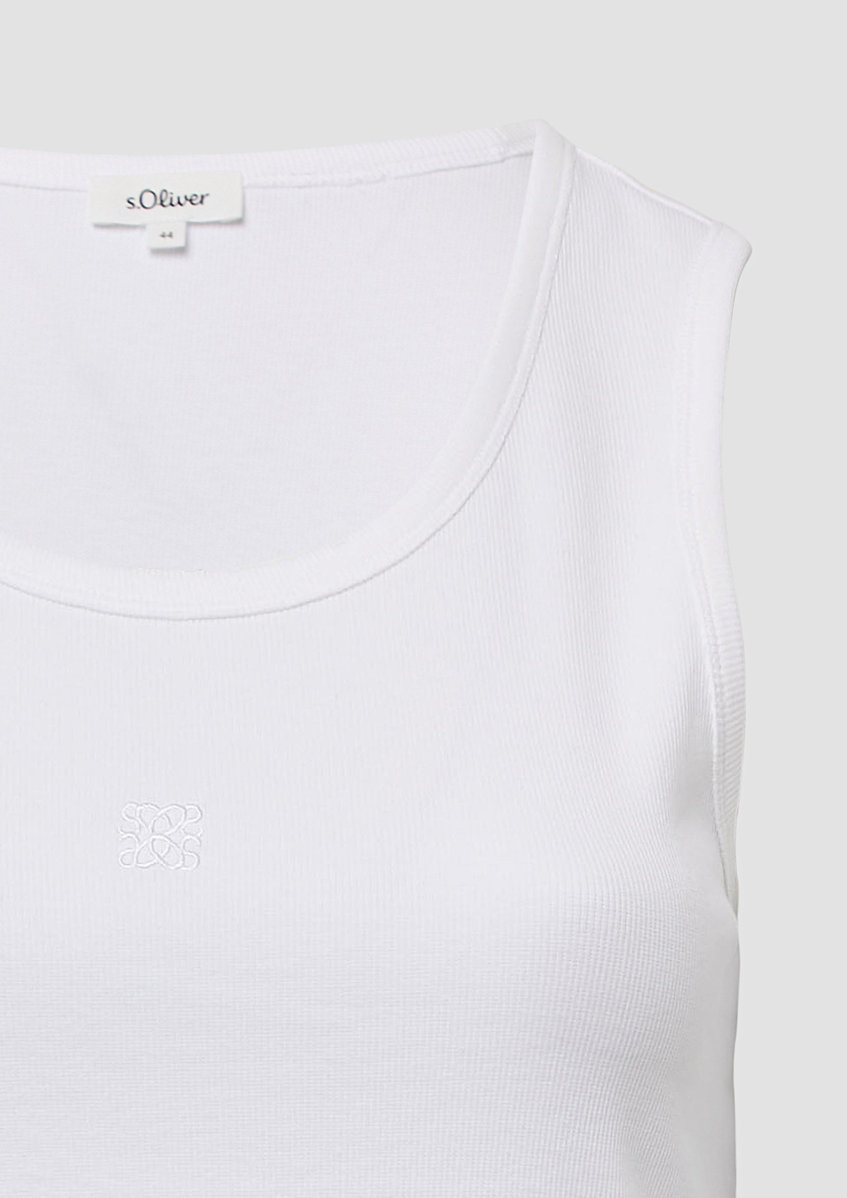 T-Shirt in 0100 & 9999