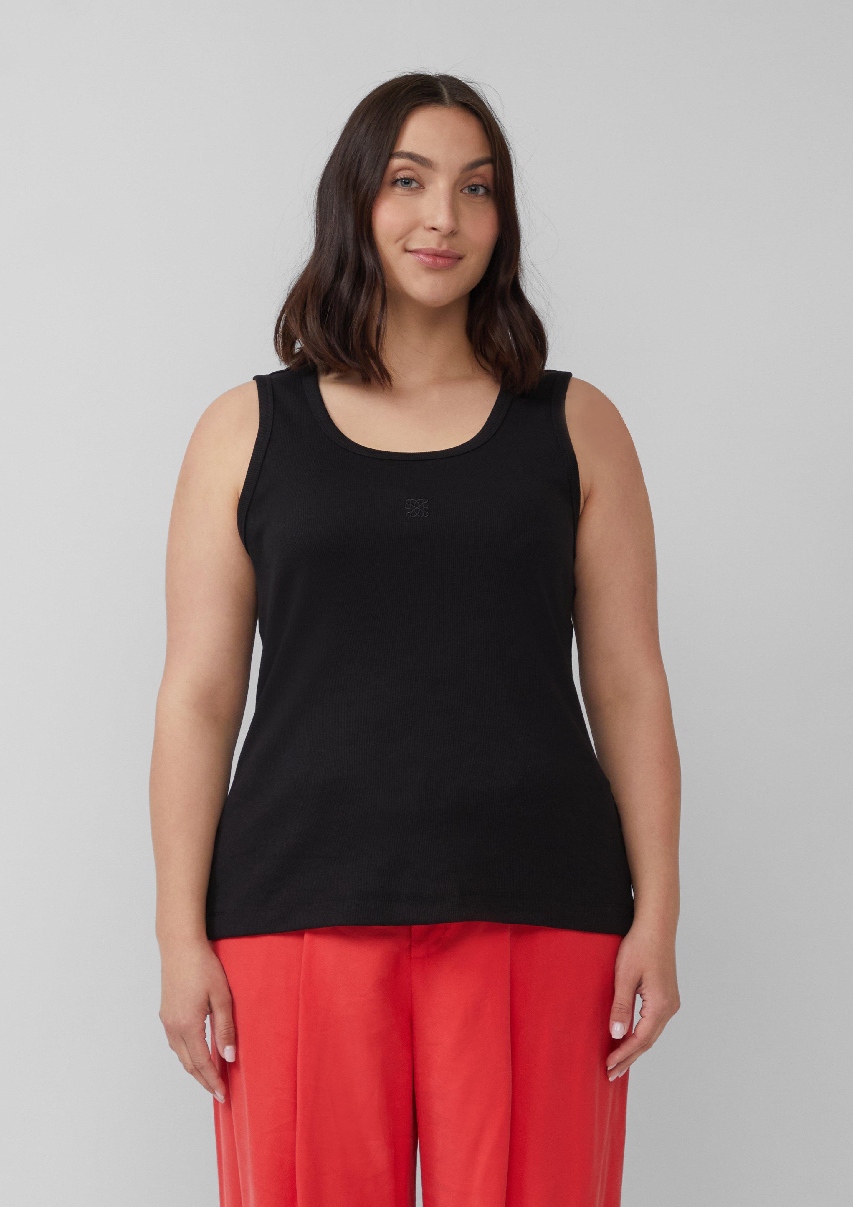 T-shirt in 9999 & 0100