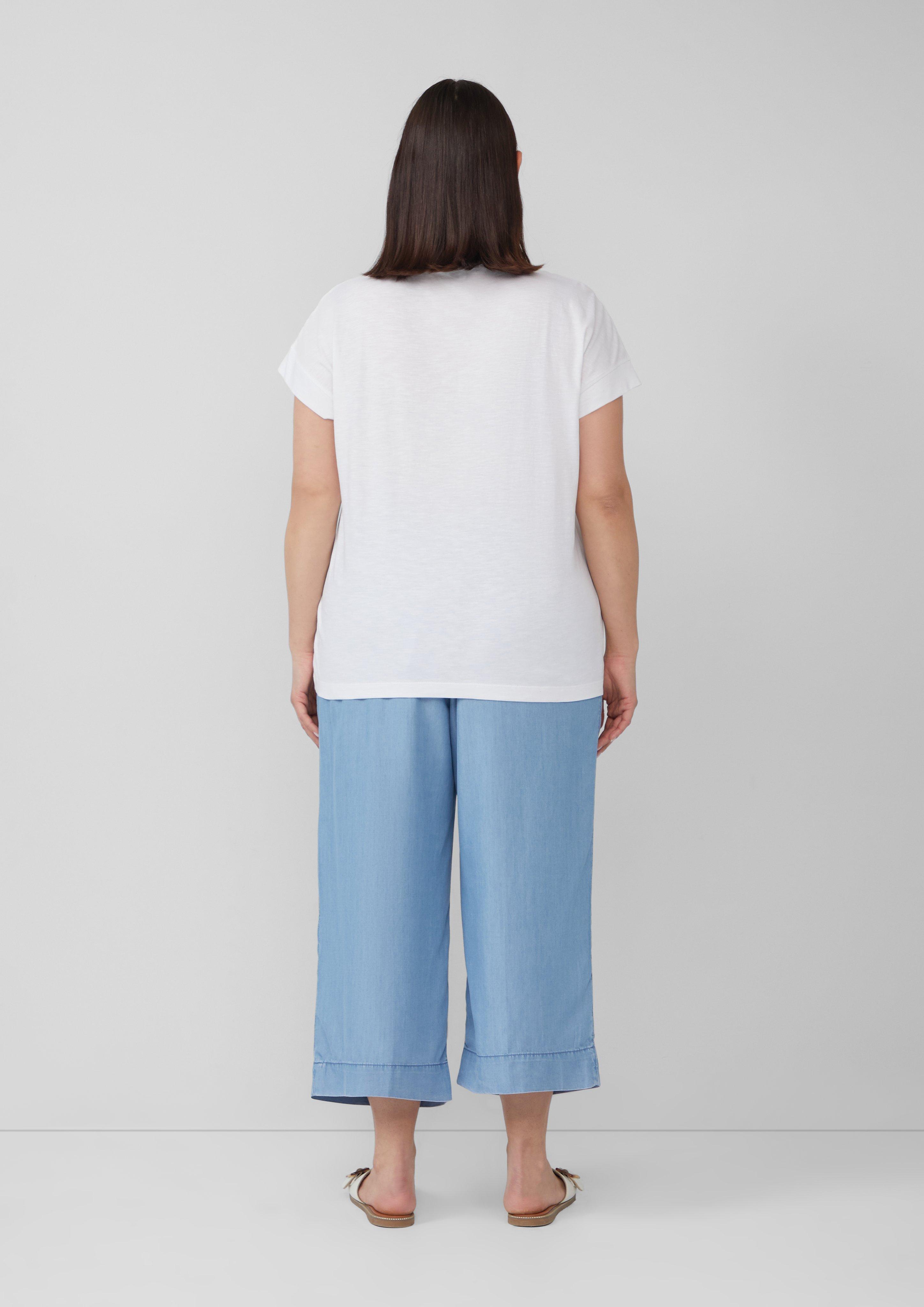 T-Shirt in 01D0, 99D1, 88D0 & 60D3