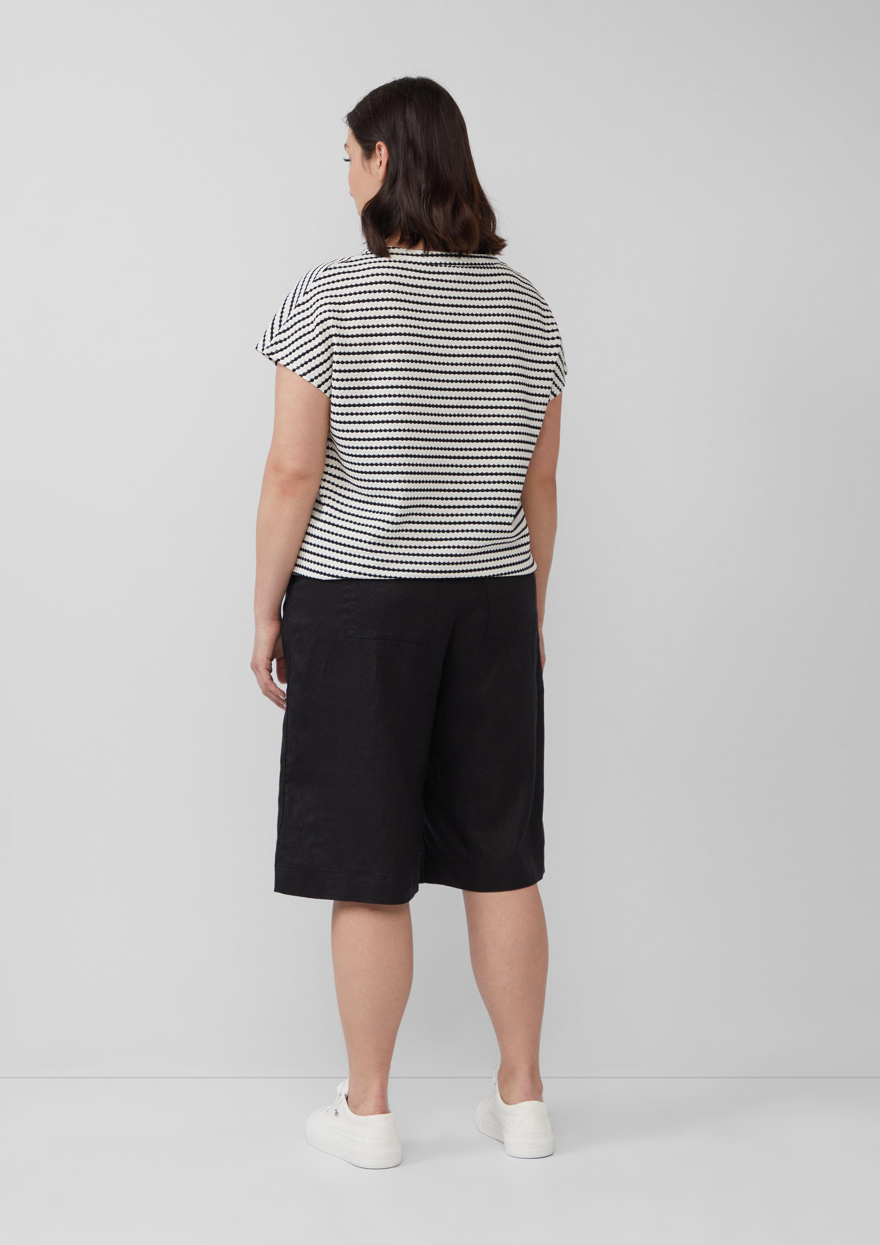 T-Shirt in 02H2 & 07H2