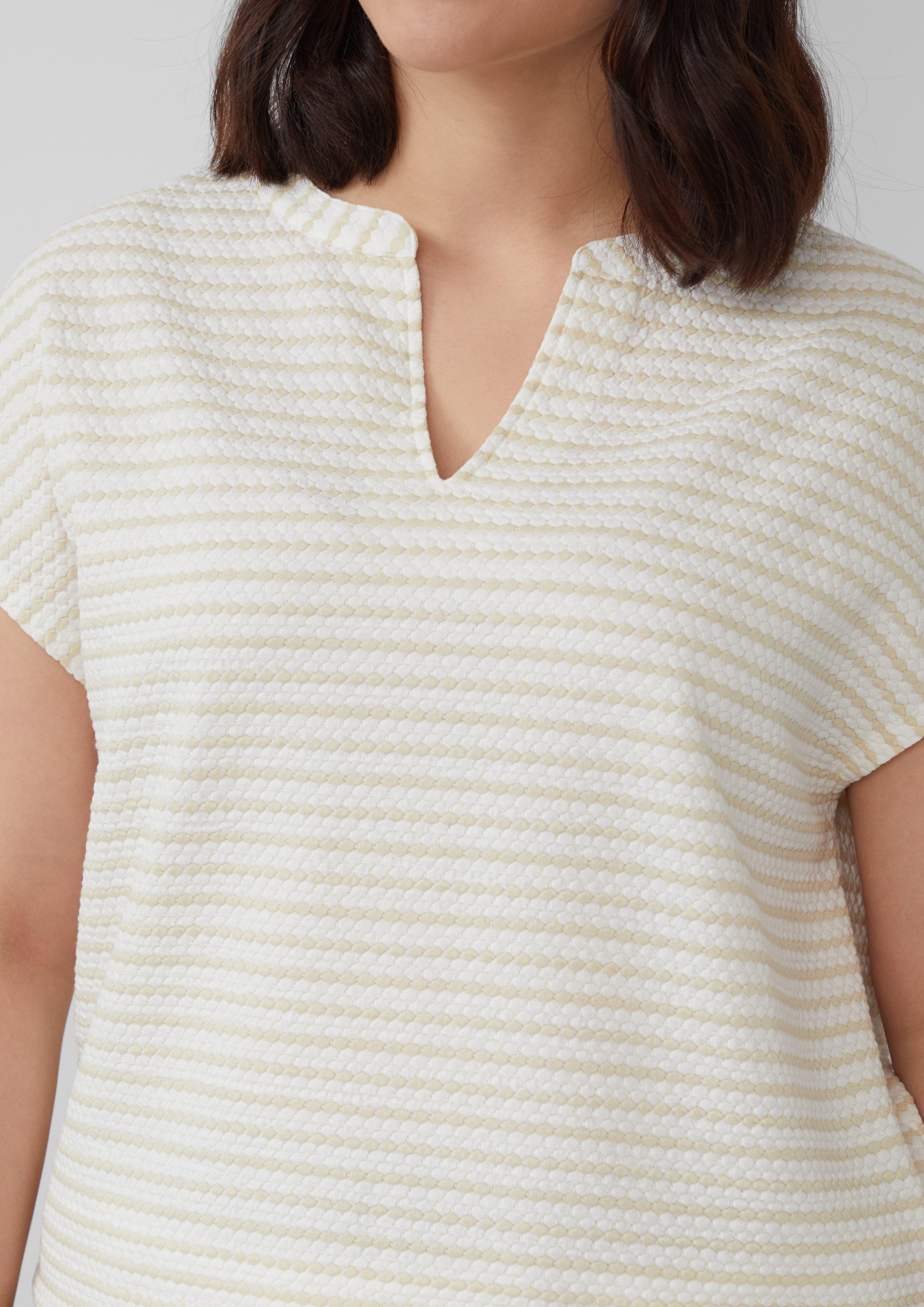 T-shirt in 07H2 & 02H2