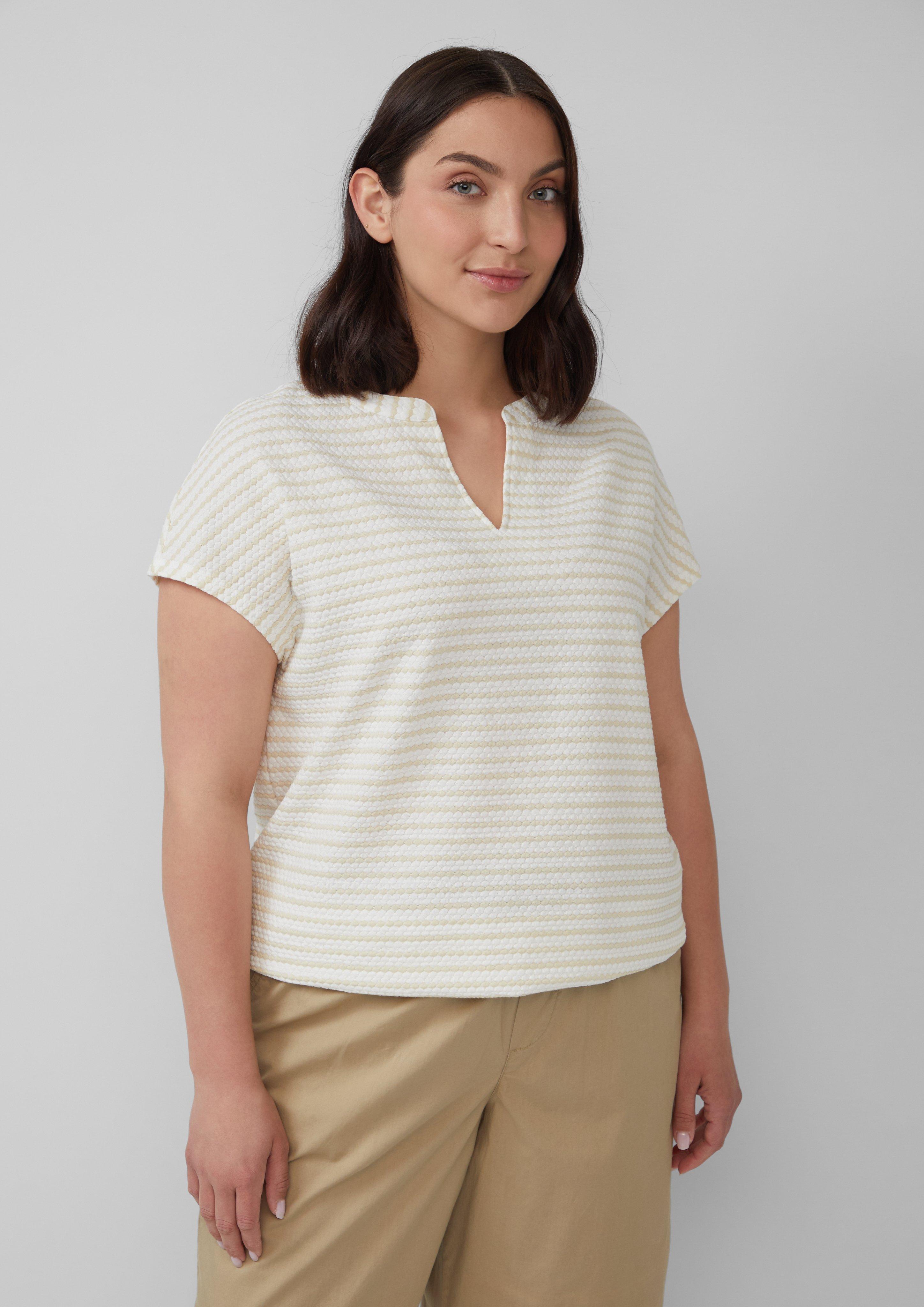 T-shirt in 07H2 & 02H2