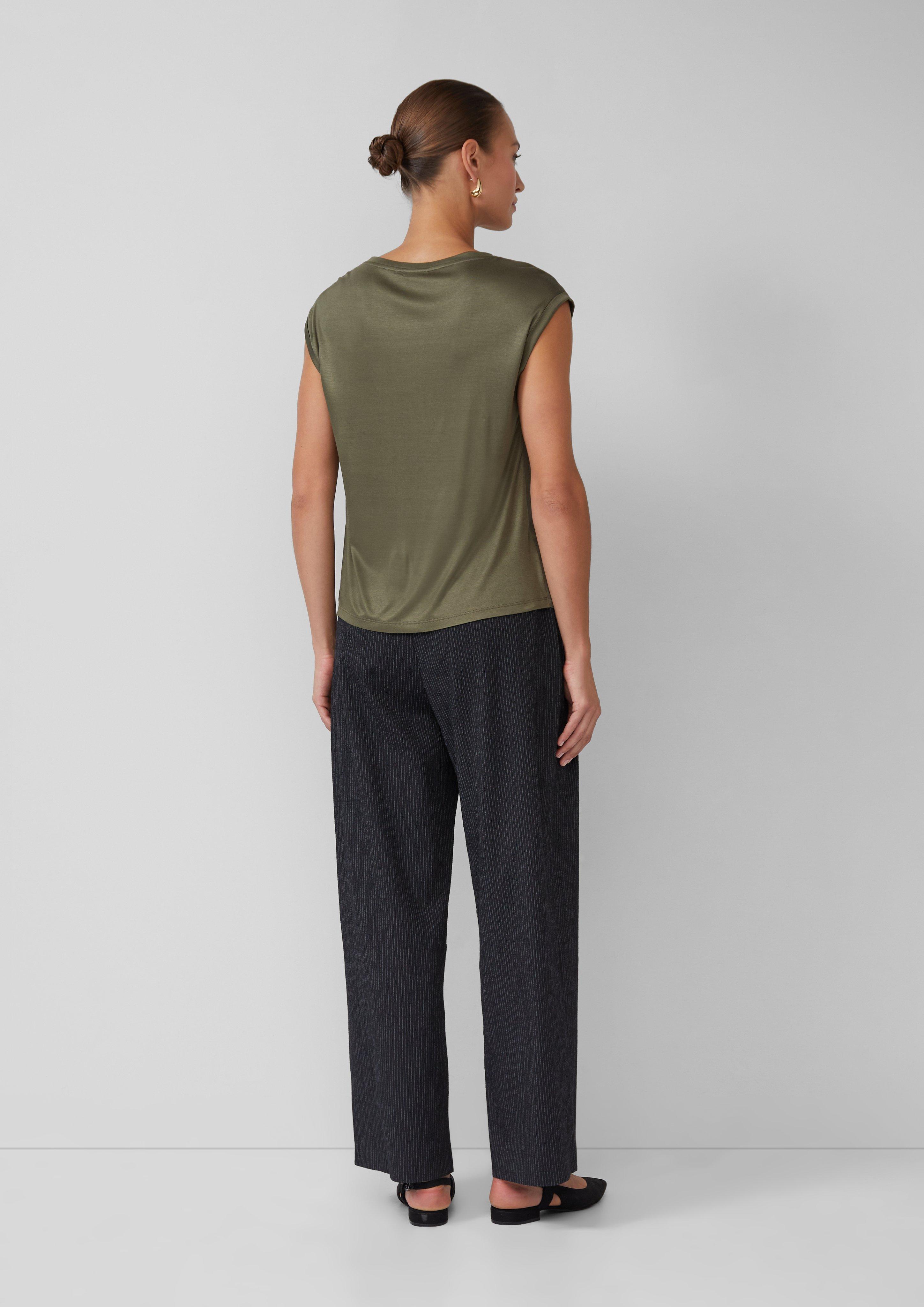 T-Shirt in 7993, 0200 & 9305