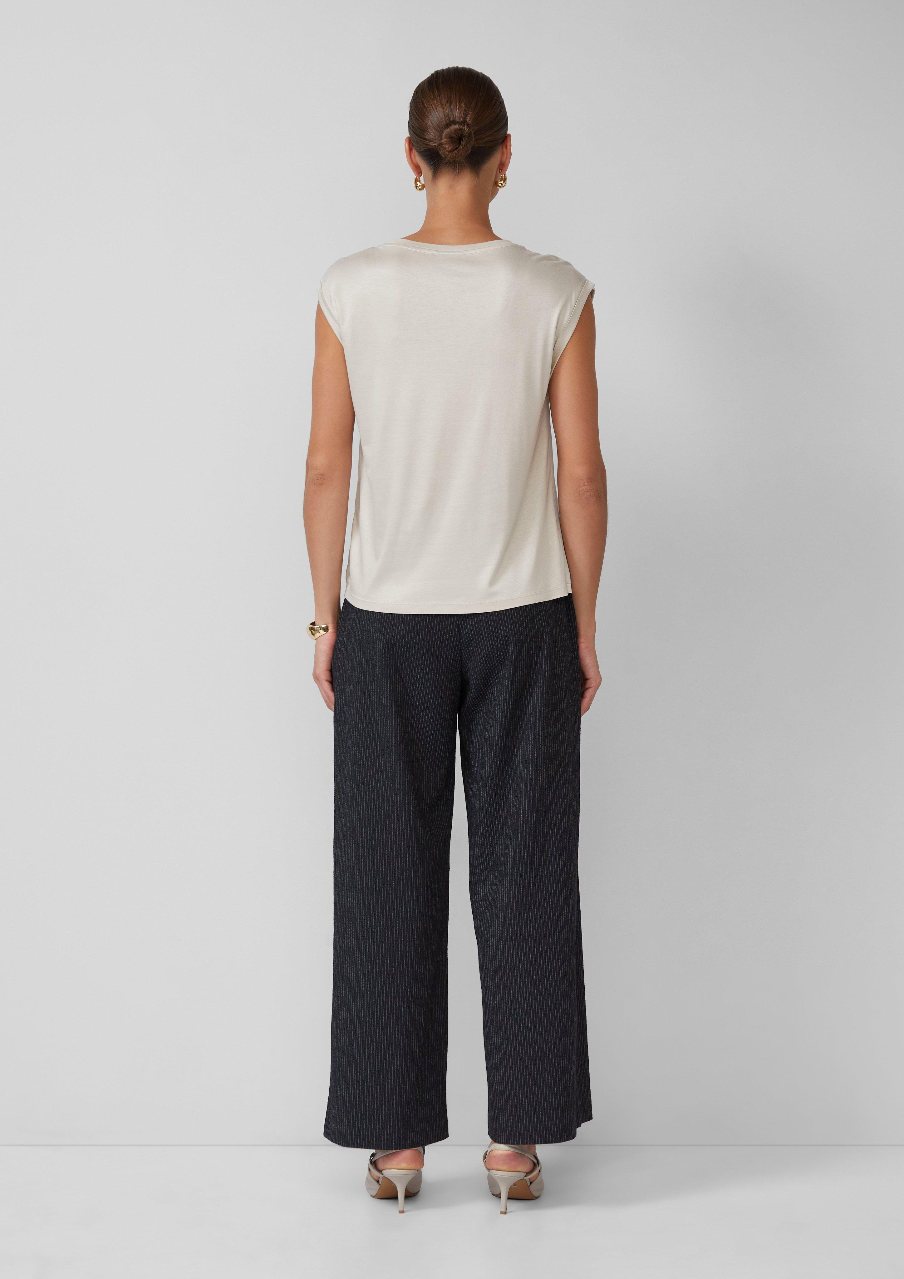 T-Shirt in 9305, 0200 & 7993