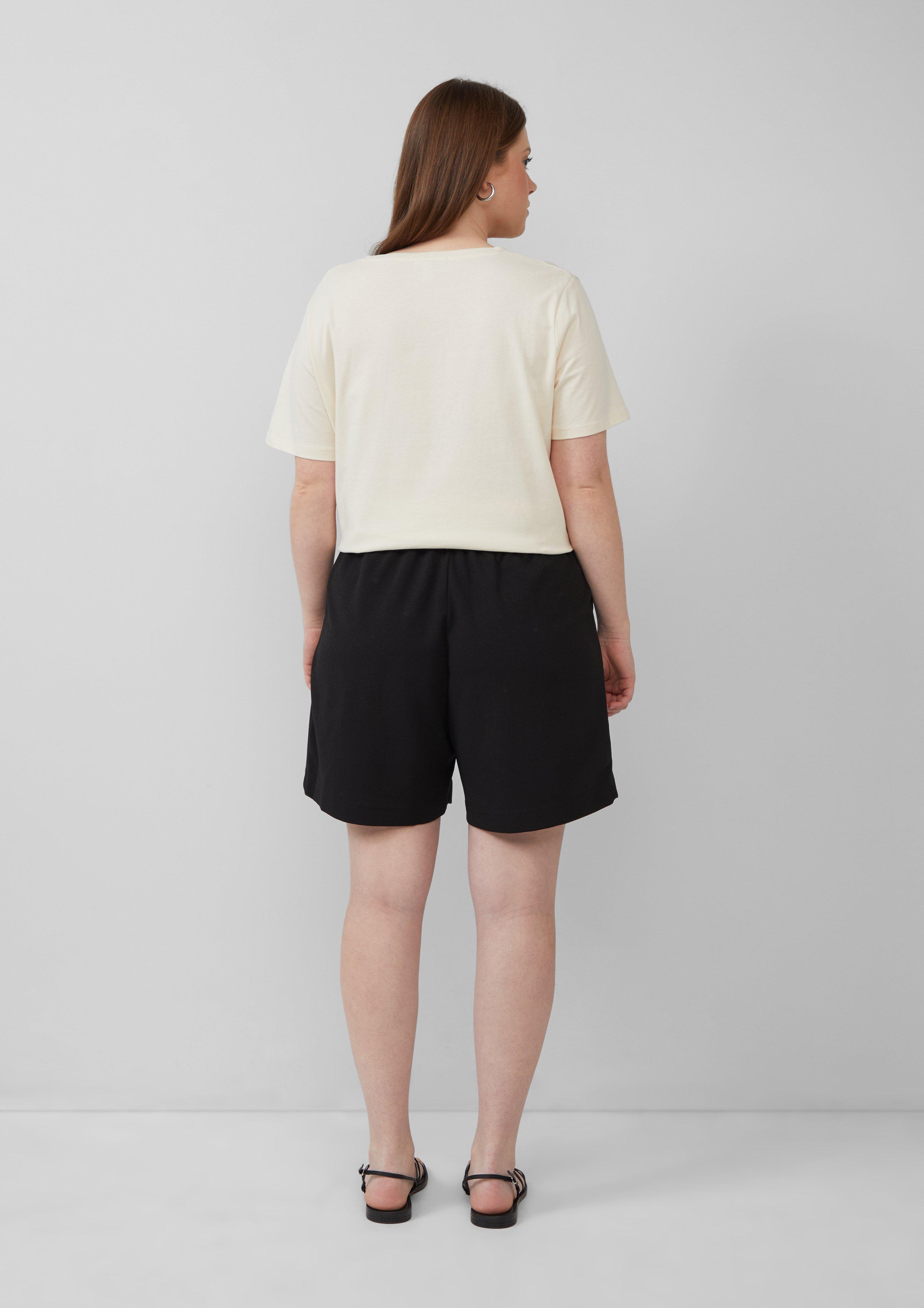 T-shirt in 08D2, 20D1, 02D0, 99D1 & 50D2