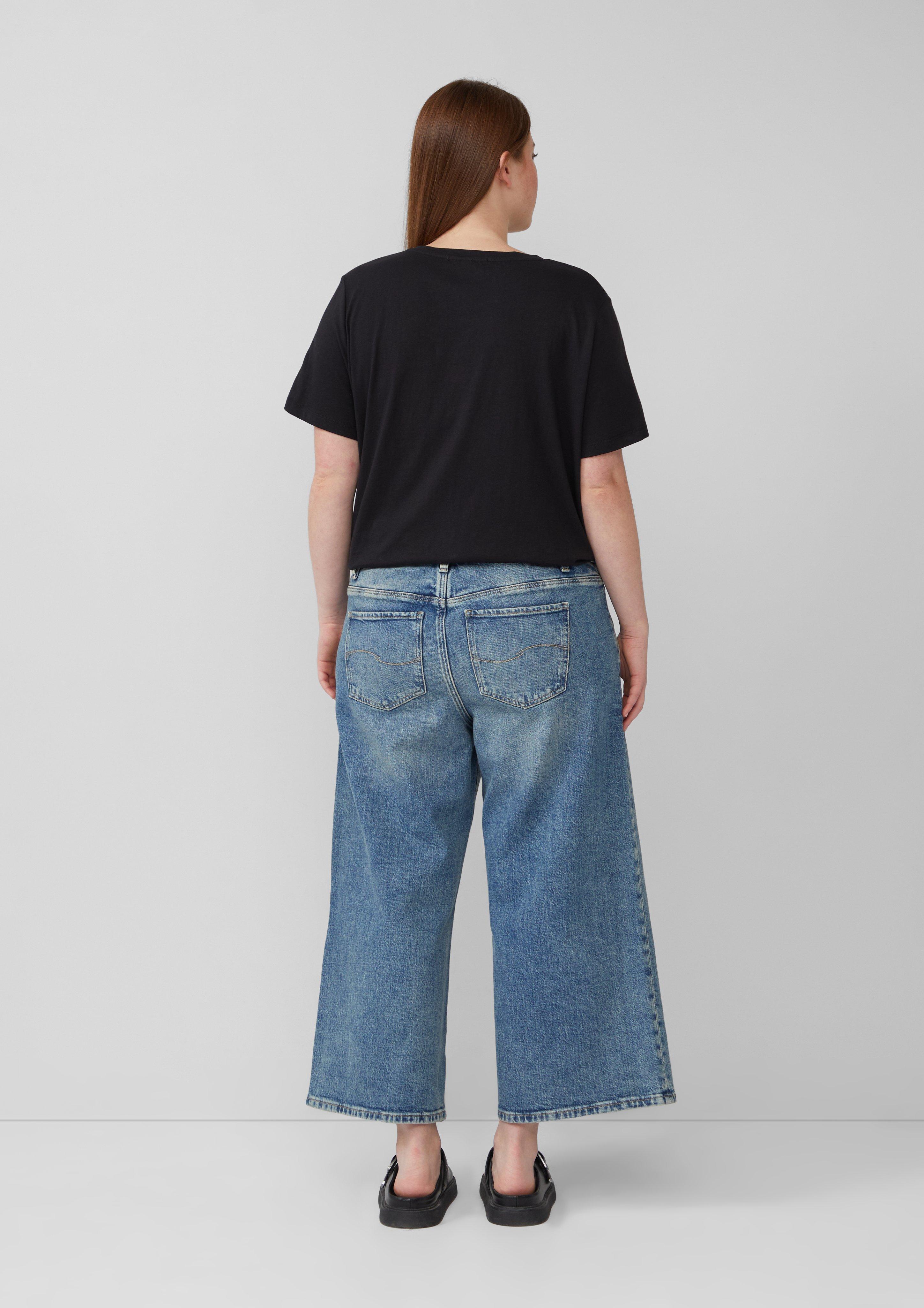 T-Shirt in 99D0, 72D1, 08D1 & 47D0